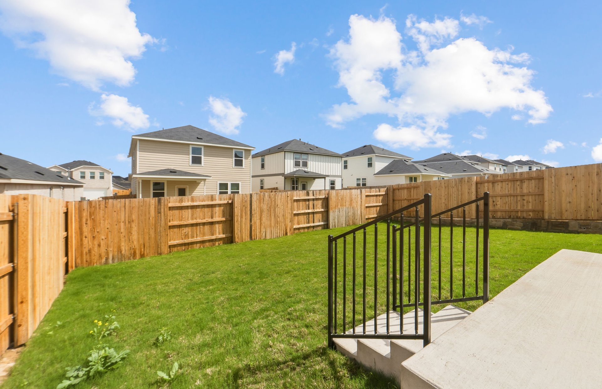 main property photo 23
