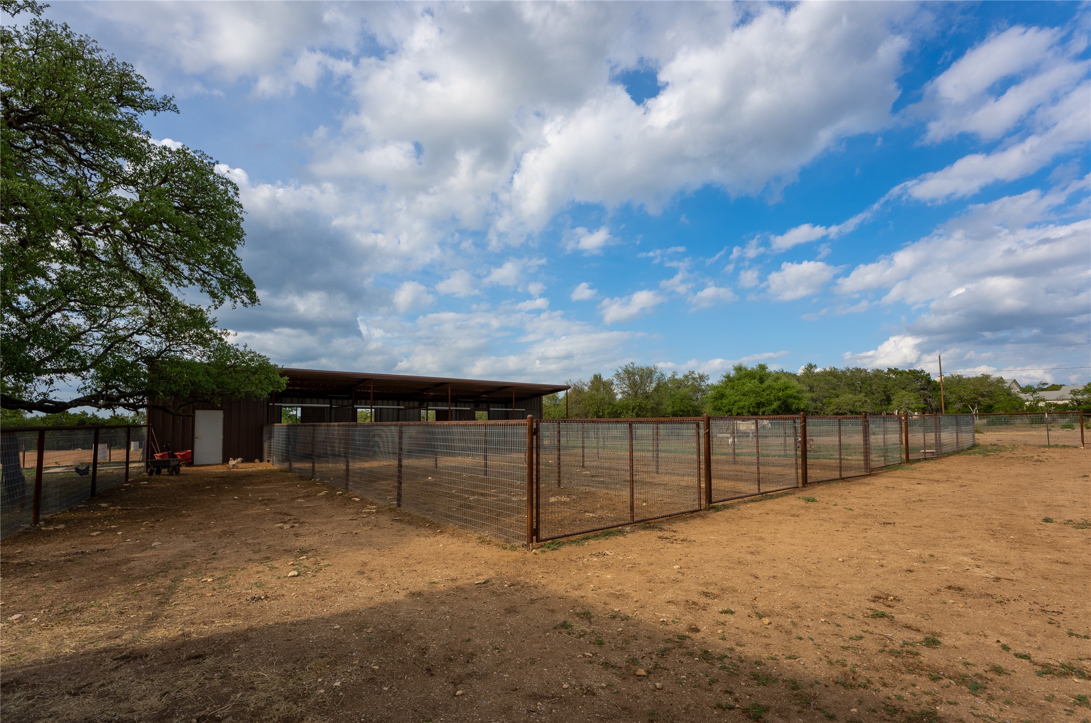 main property photo 21