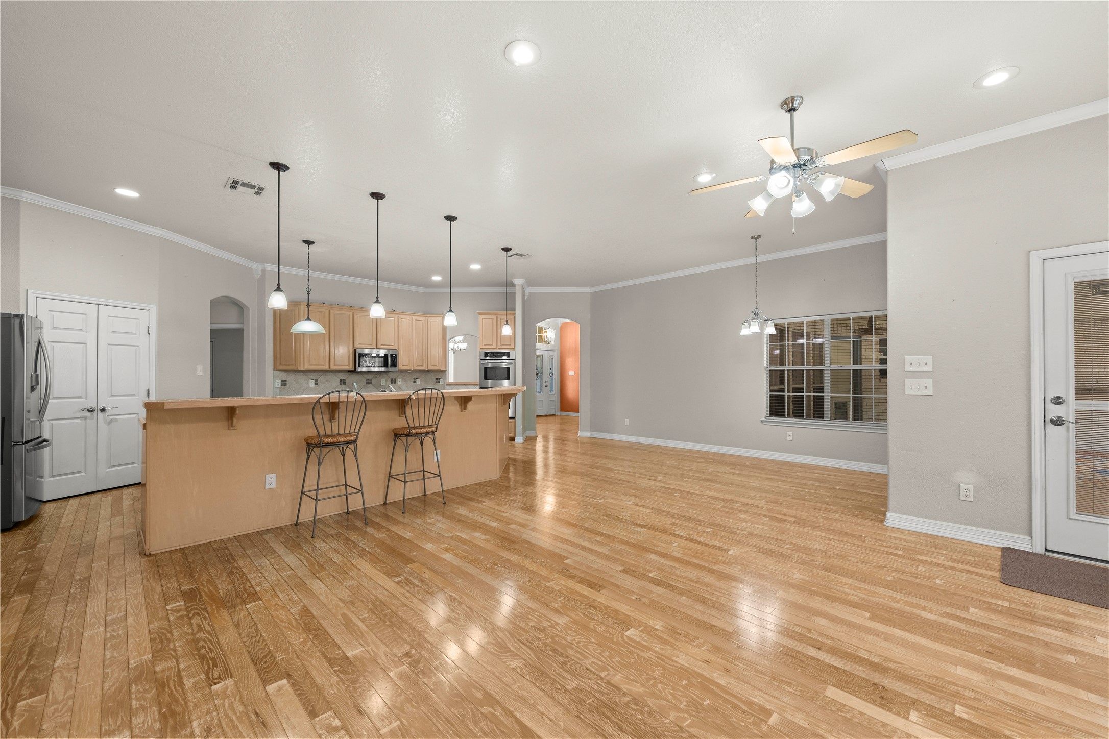 main property photo 15