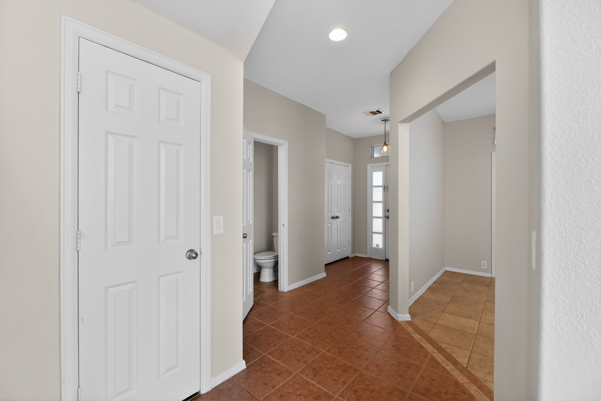 main property photo 14