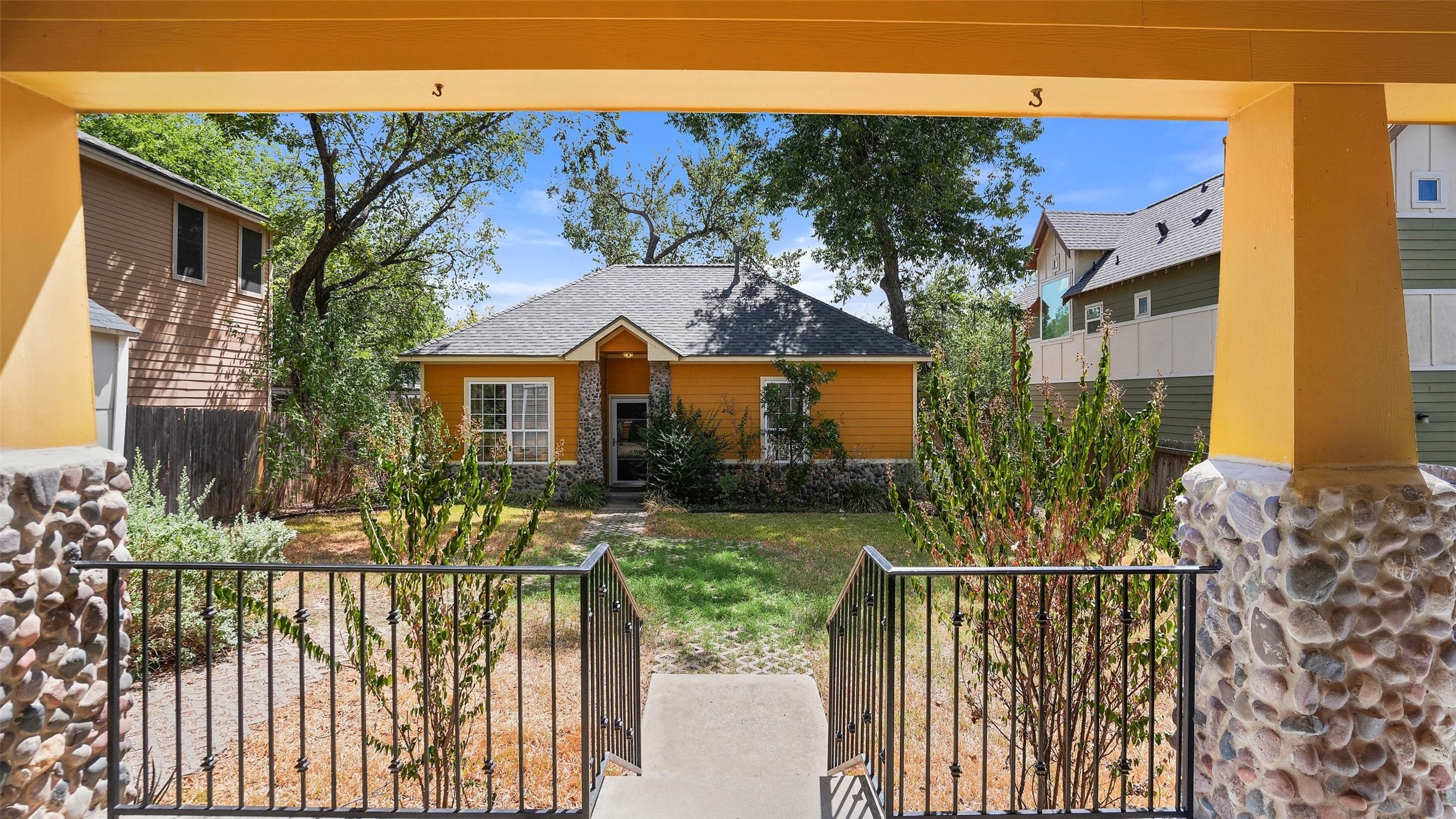 main property photo 26