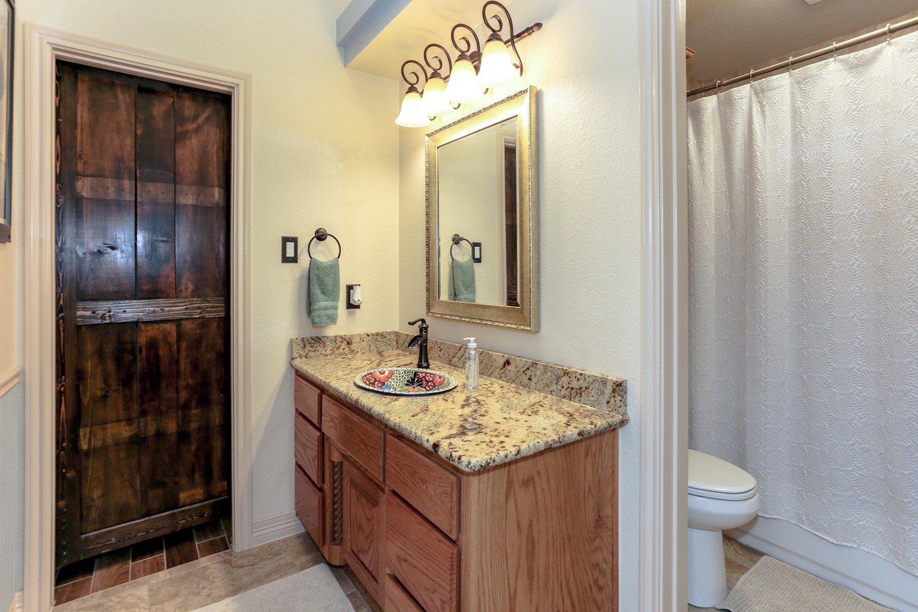 main property photo 21