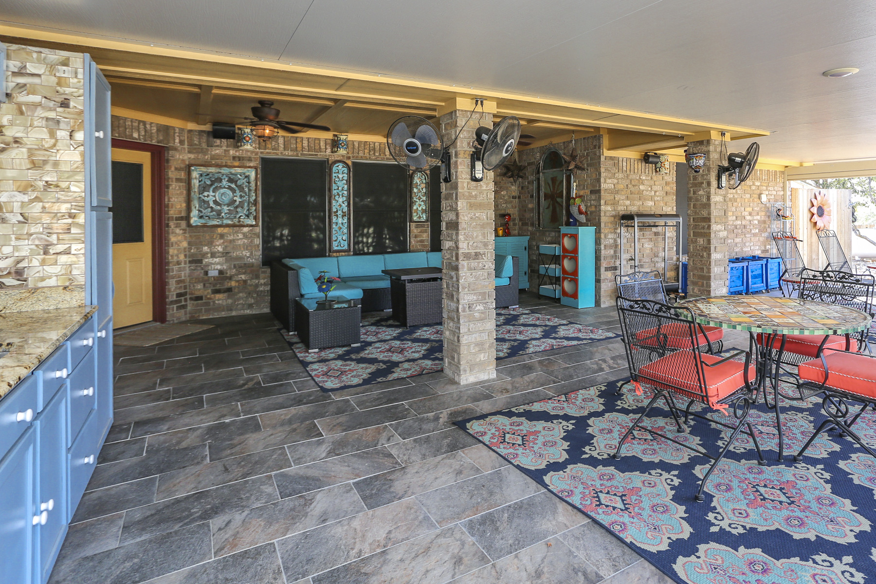 main property photo 33
