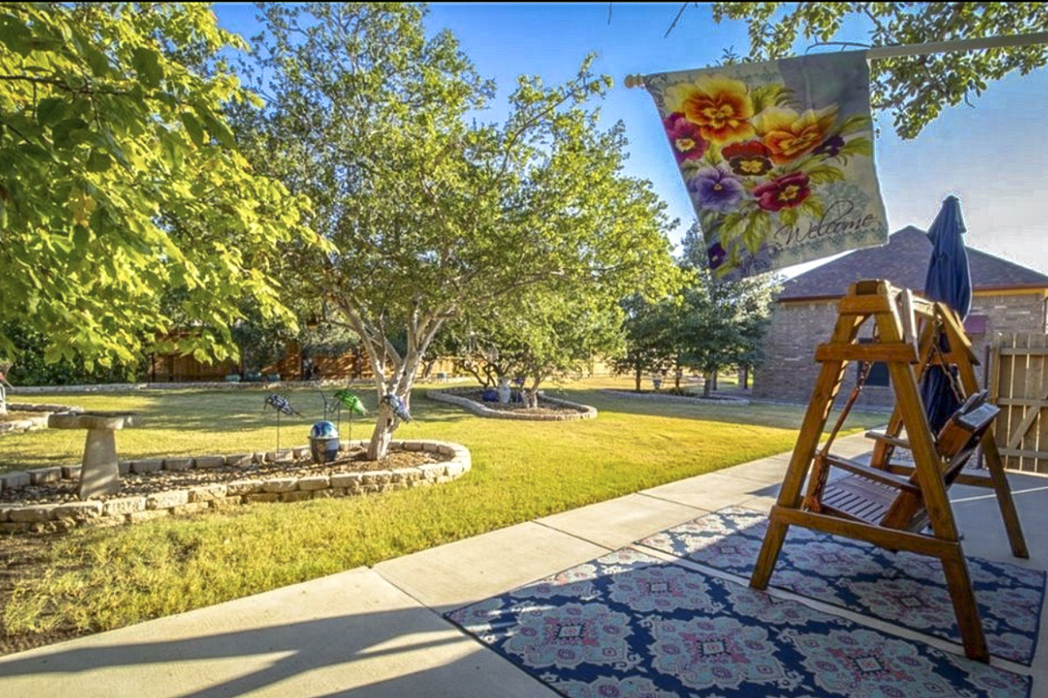 main property photo 36