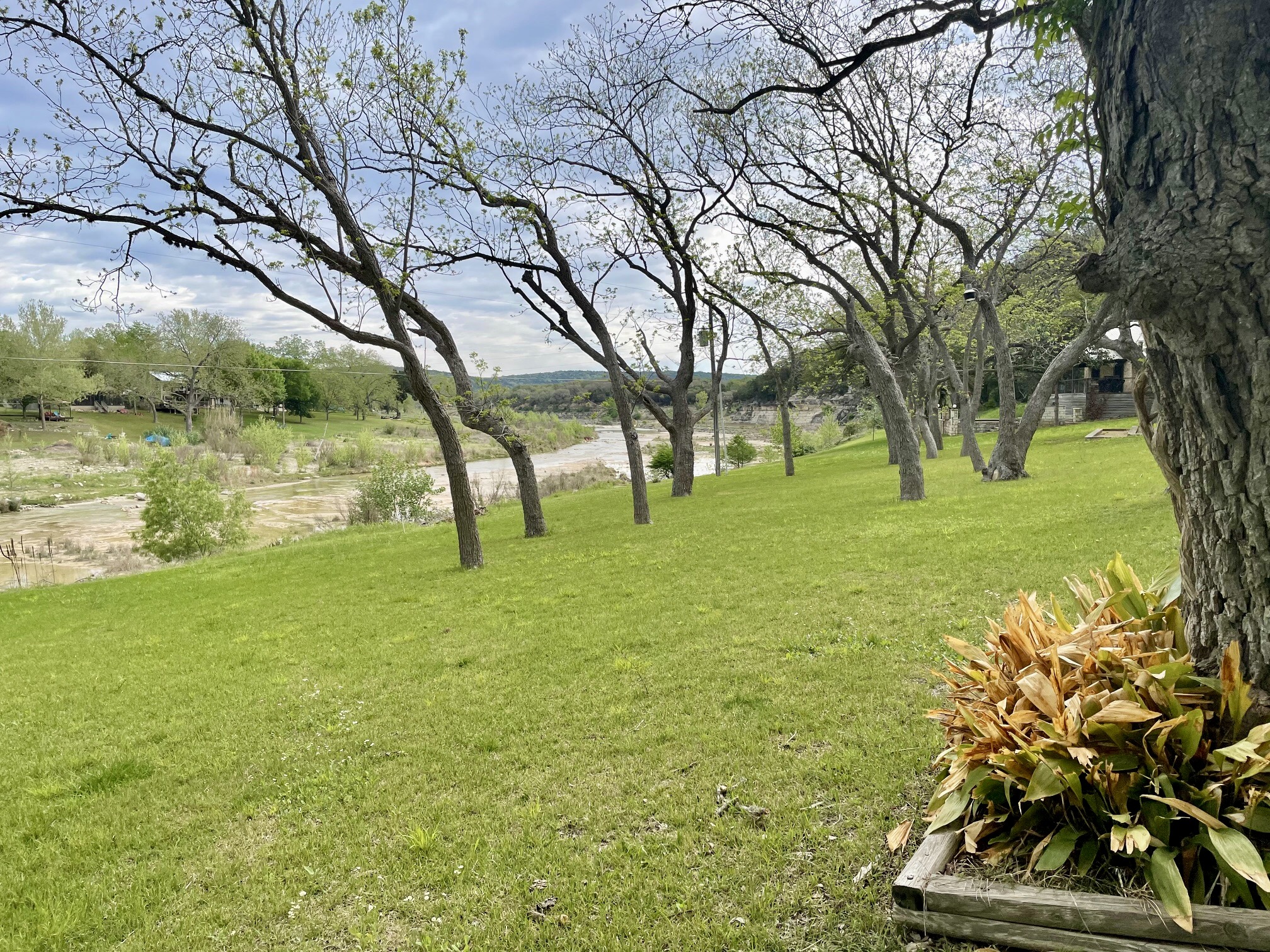 main property photo 11