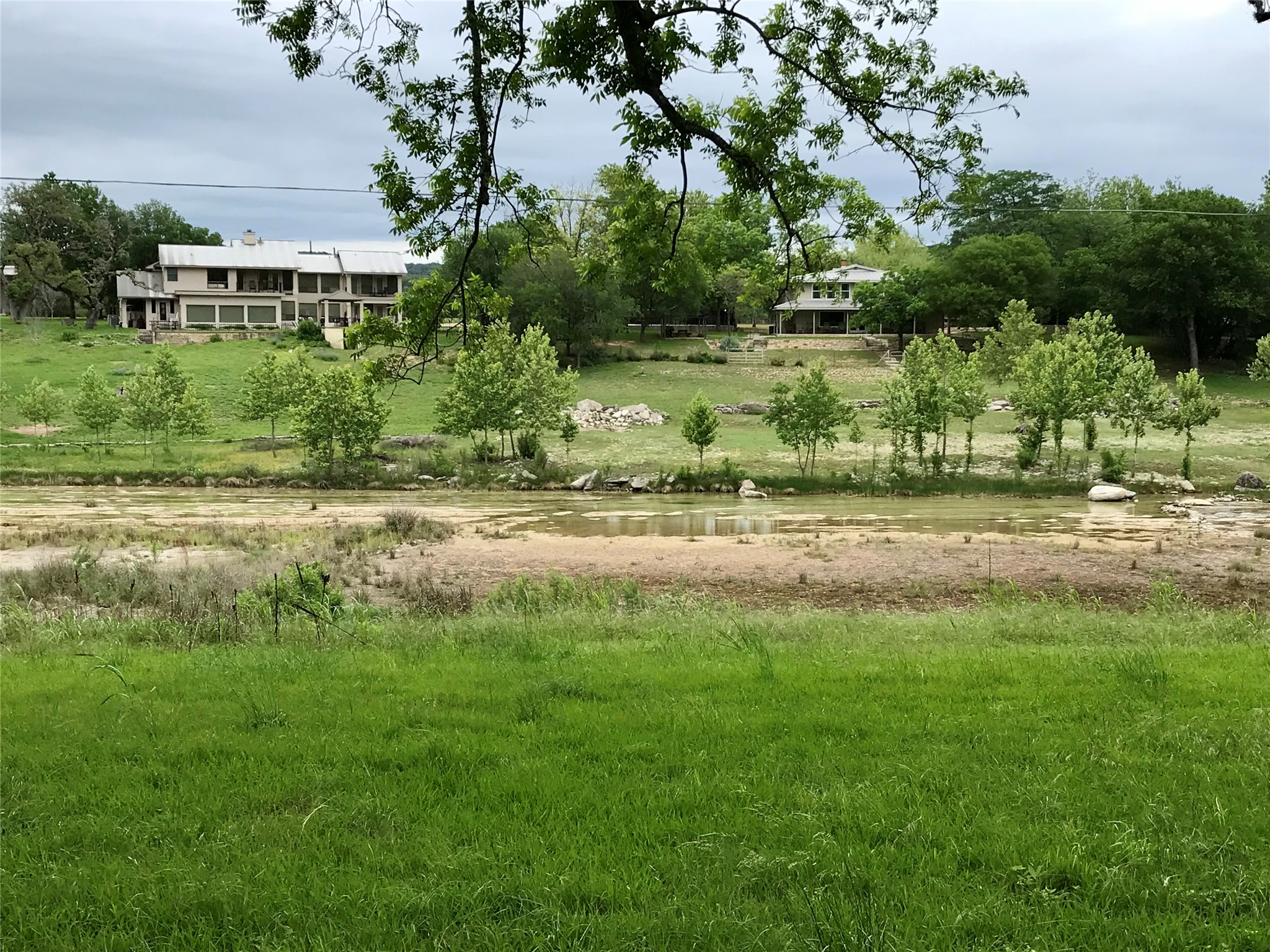 main property photo 6
