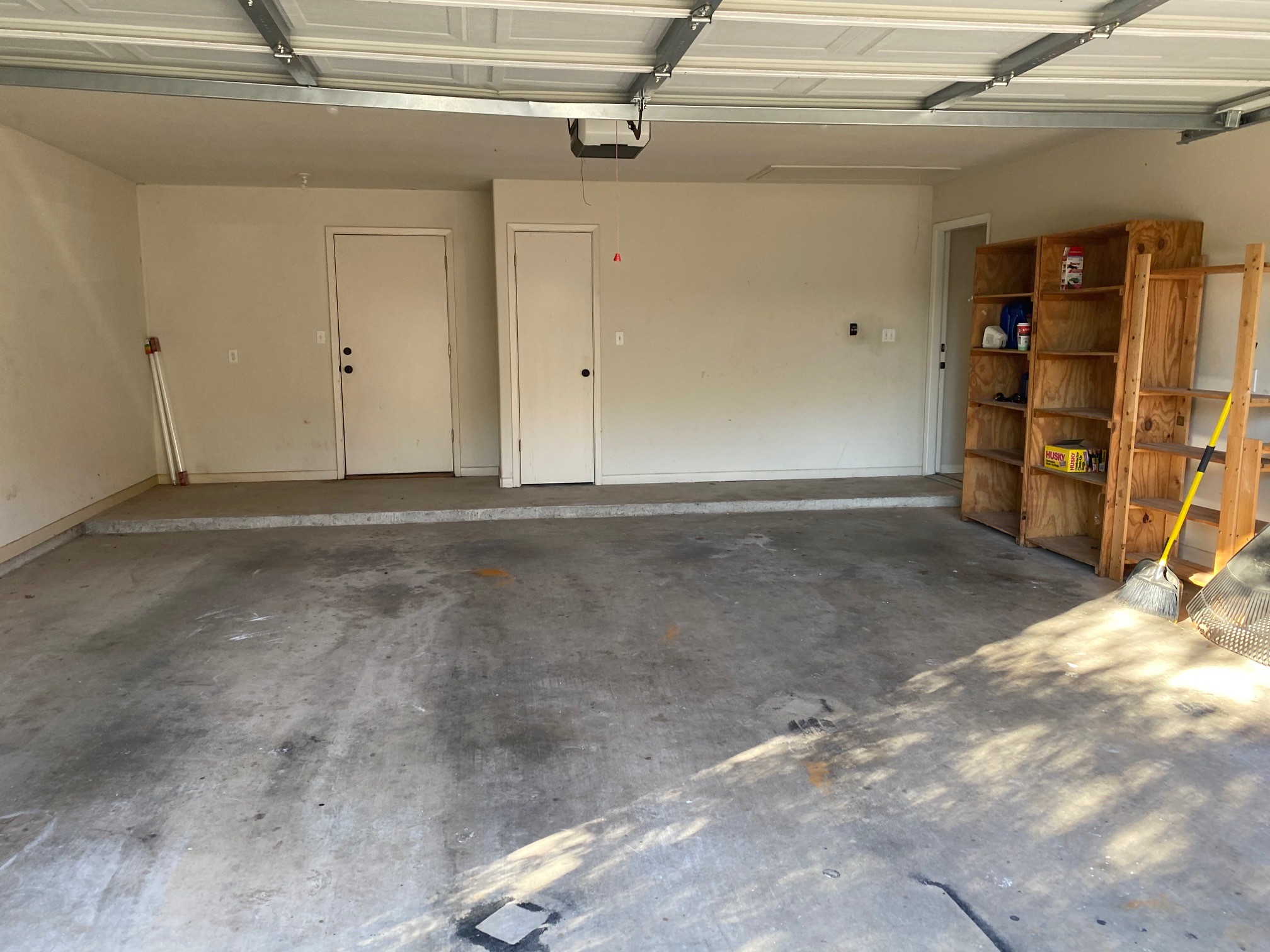 main property photo 27