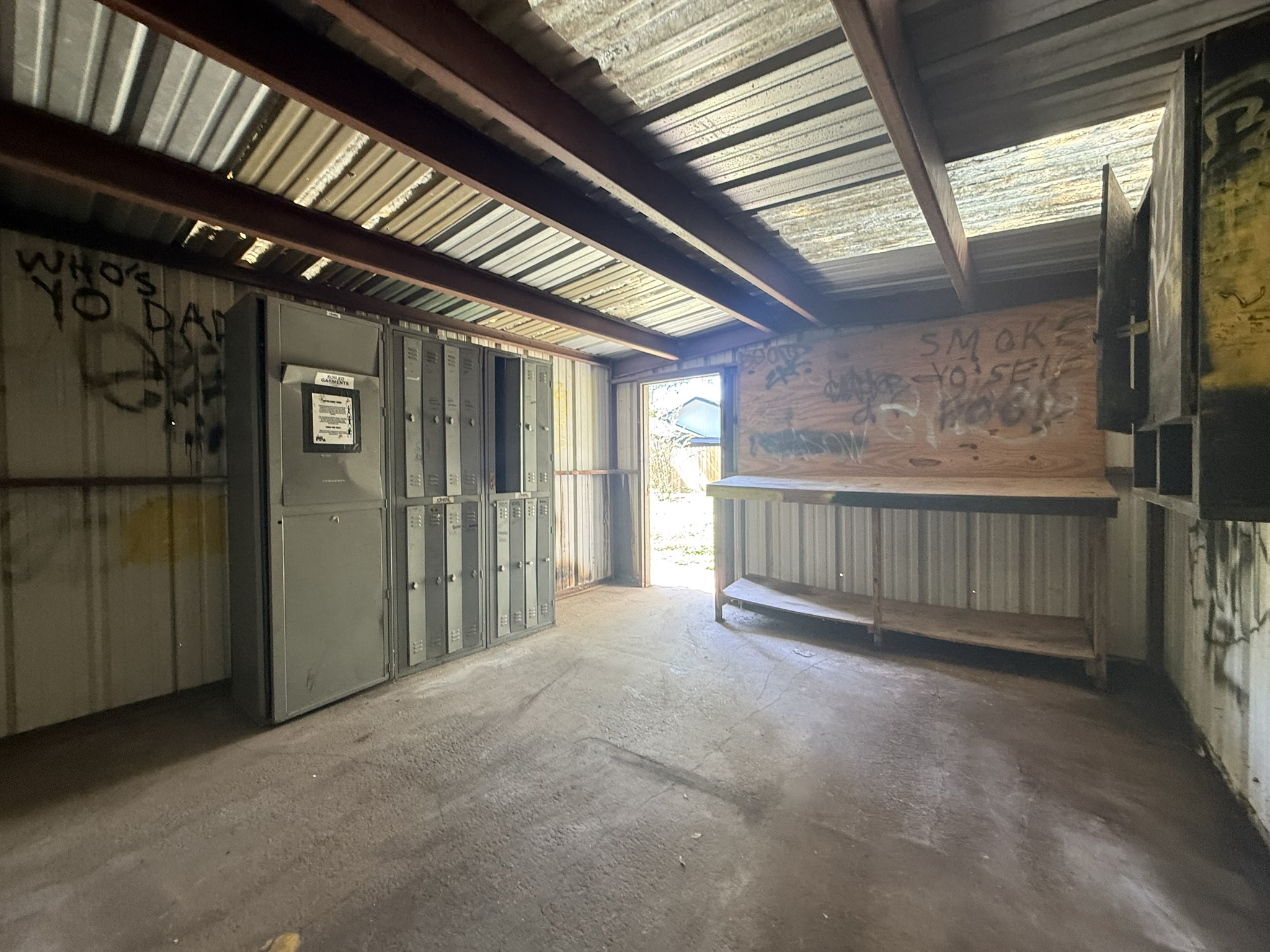 main property photo 36