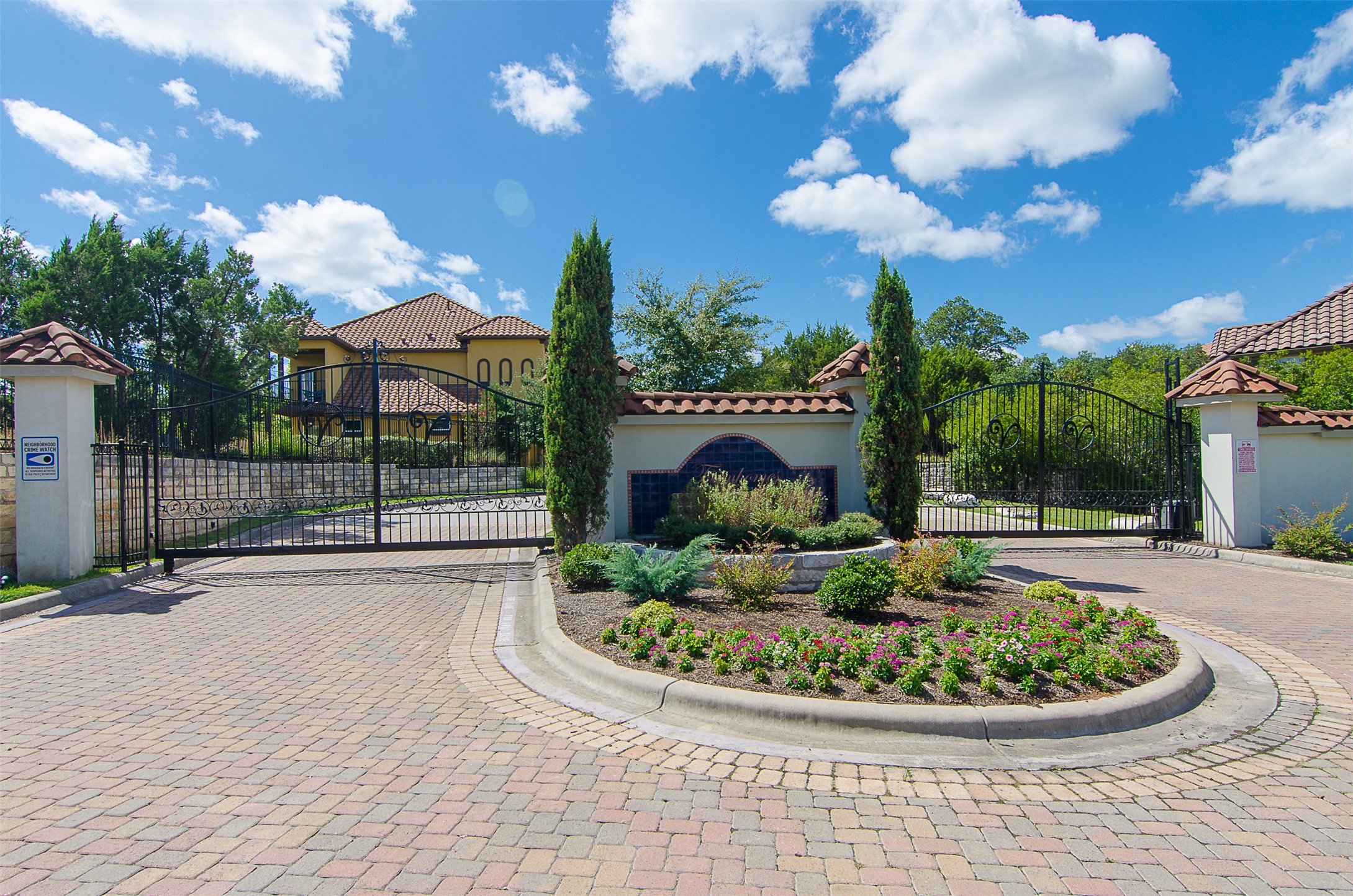 main property photo 34