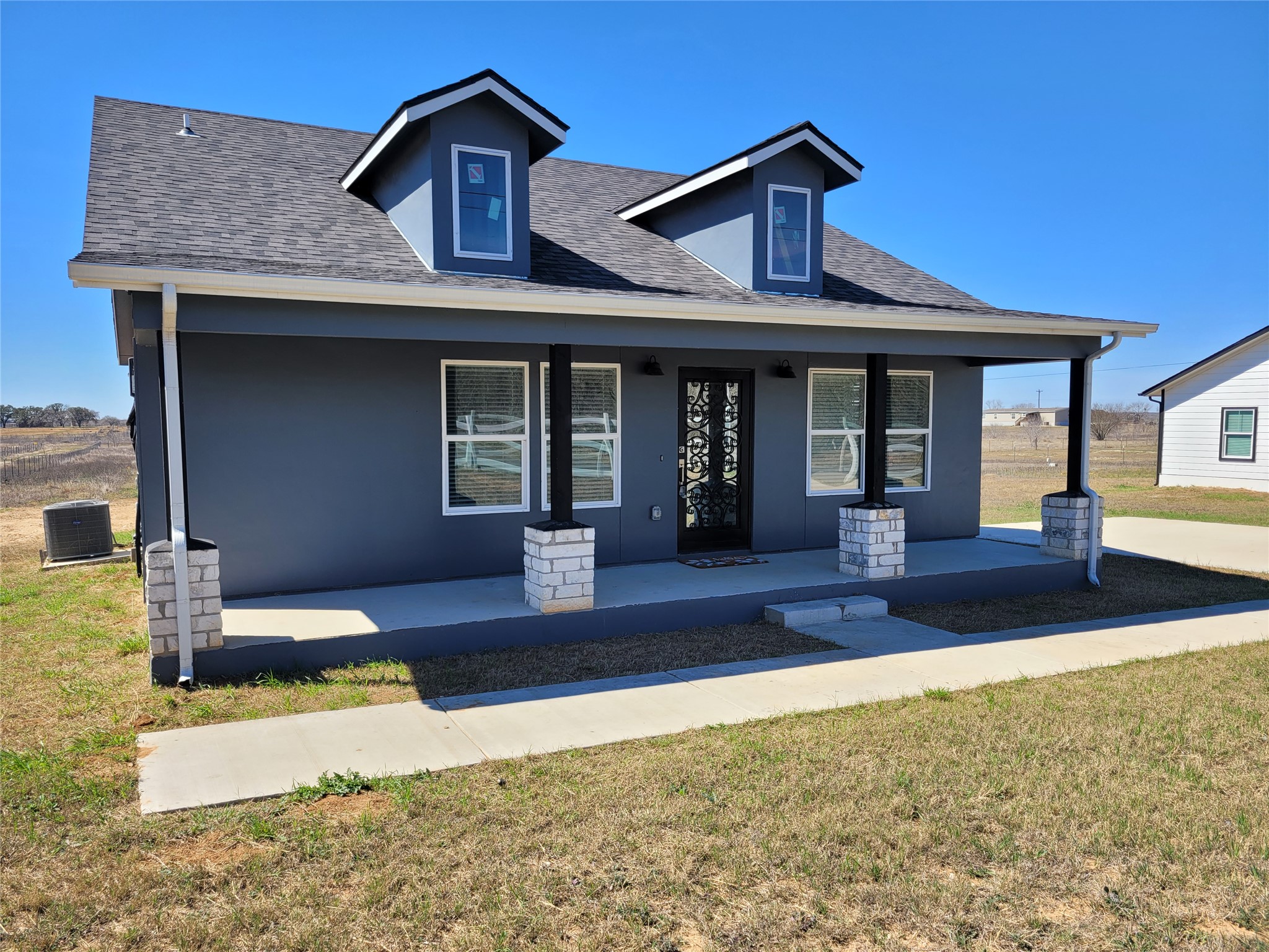main property photo 15
