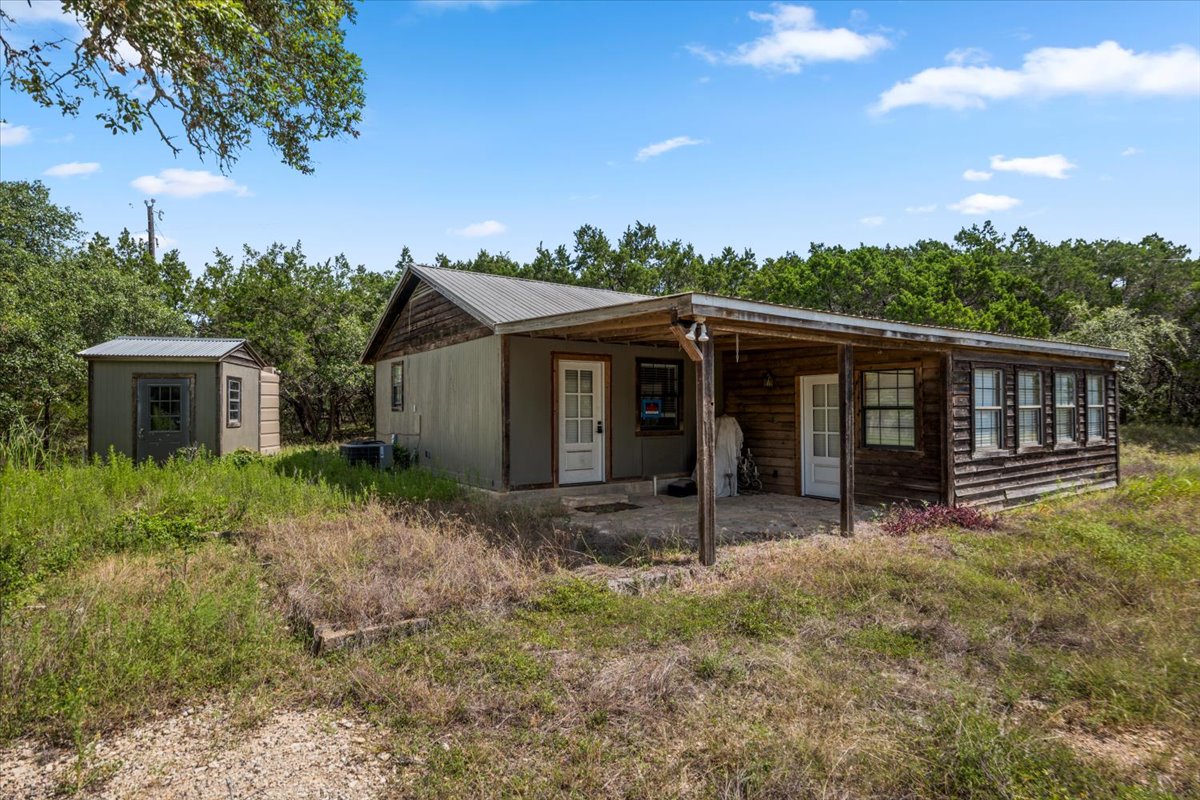 main property photo 10