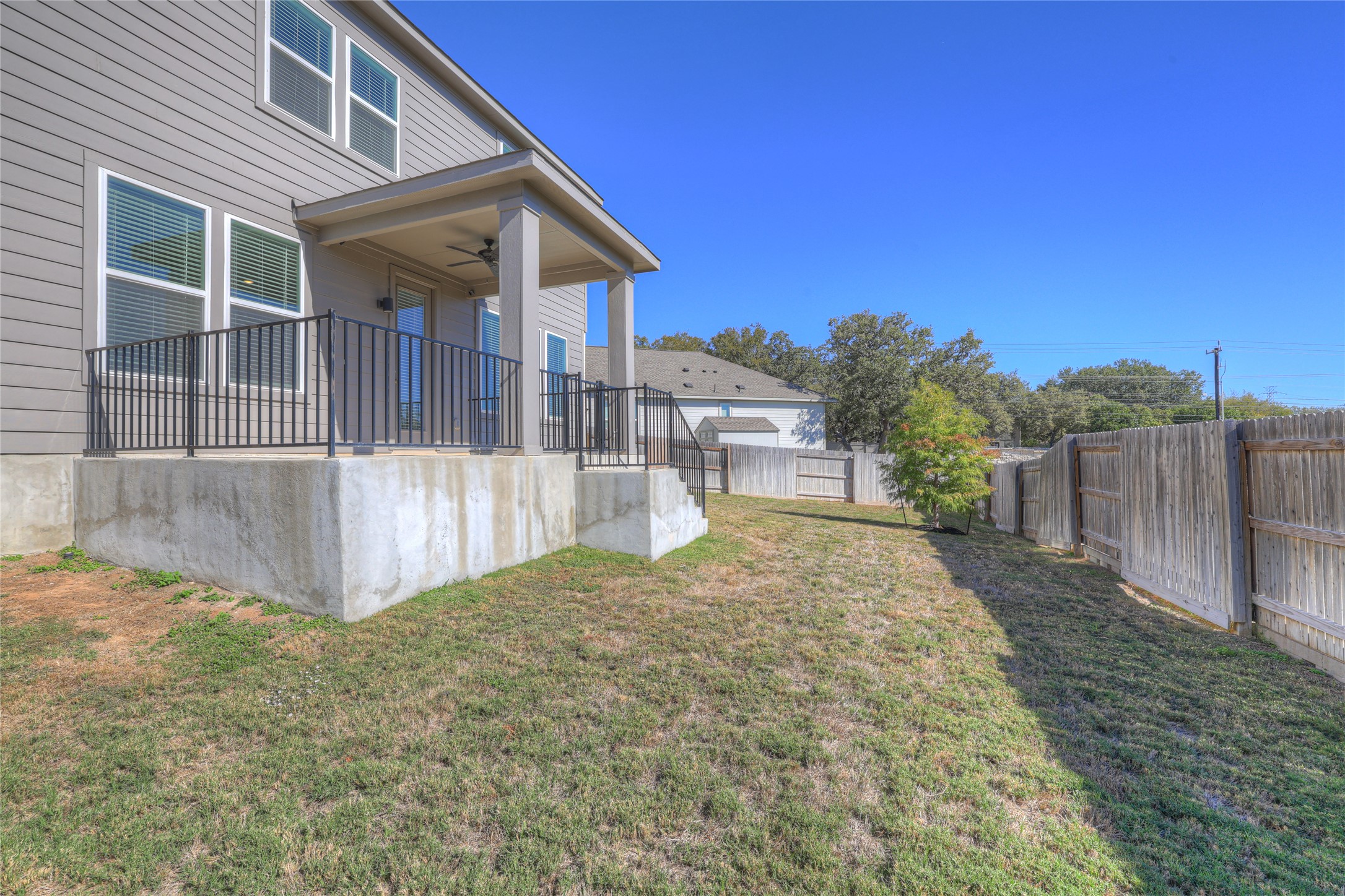 main property photo 37