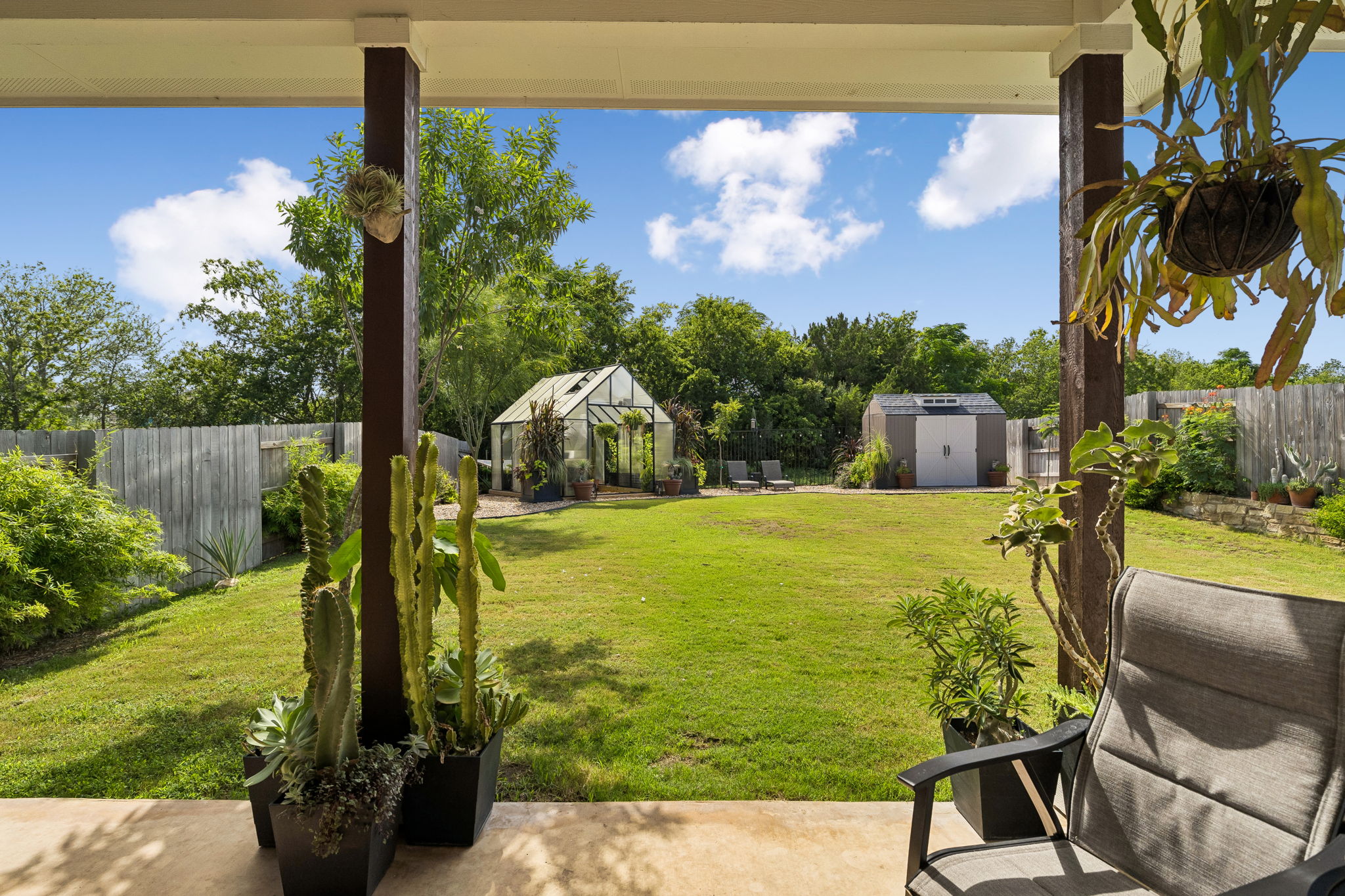 main property photo 35