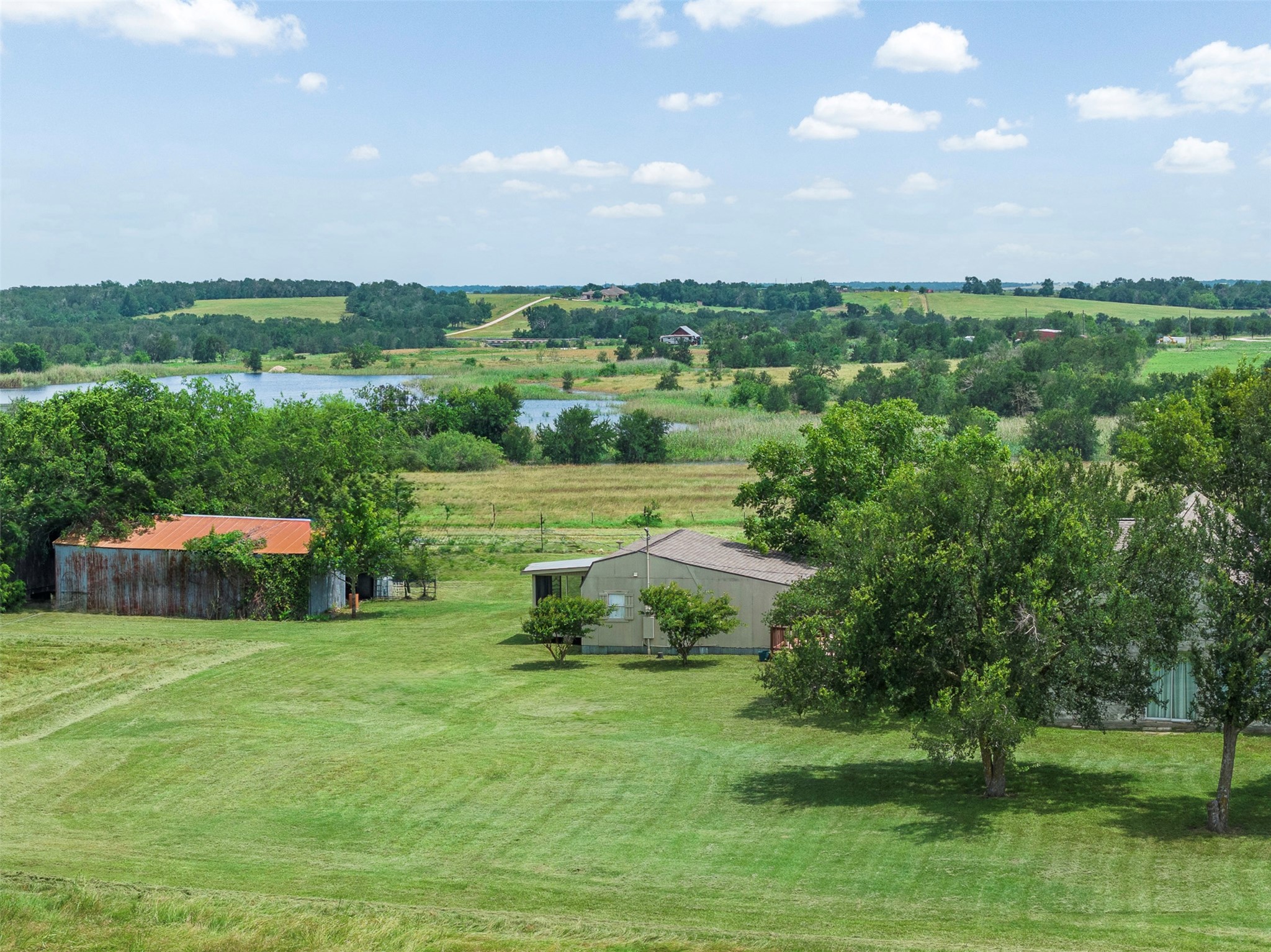 main property photo 12