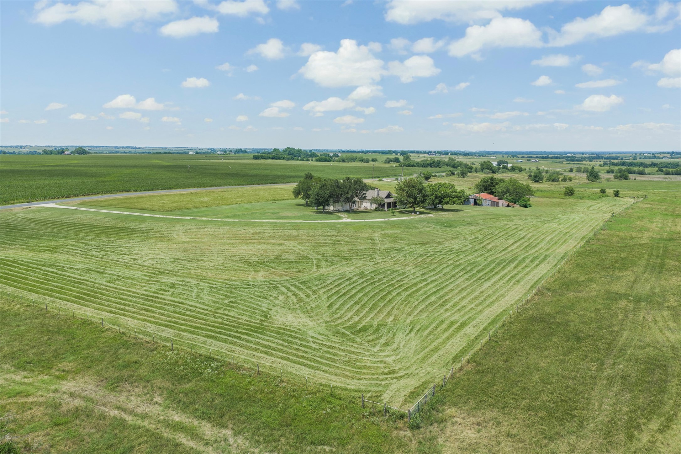 main property photo 17