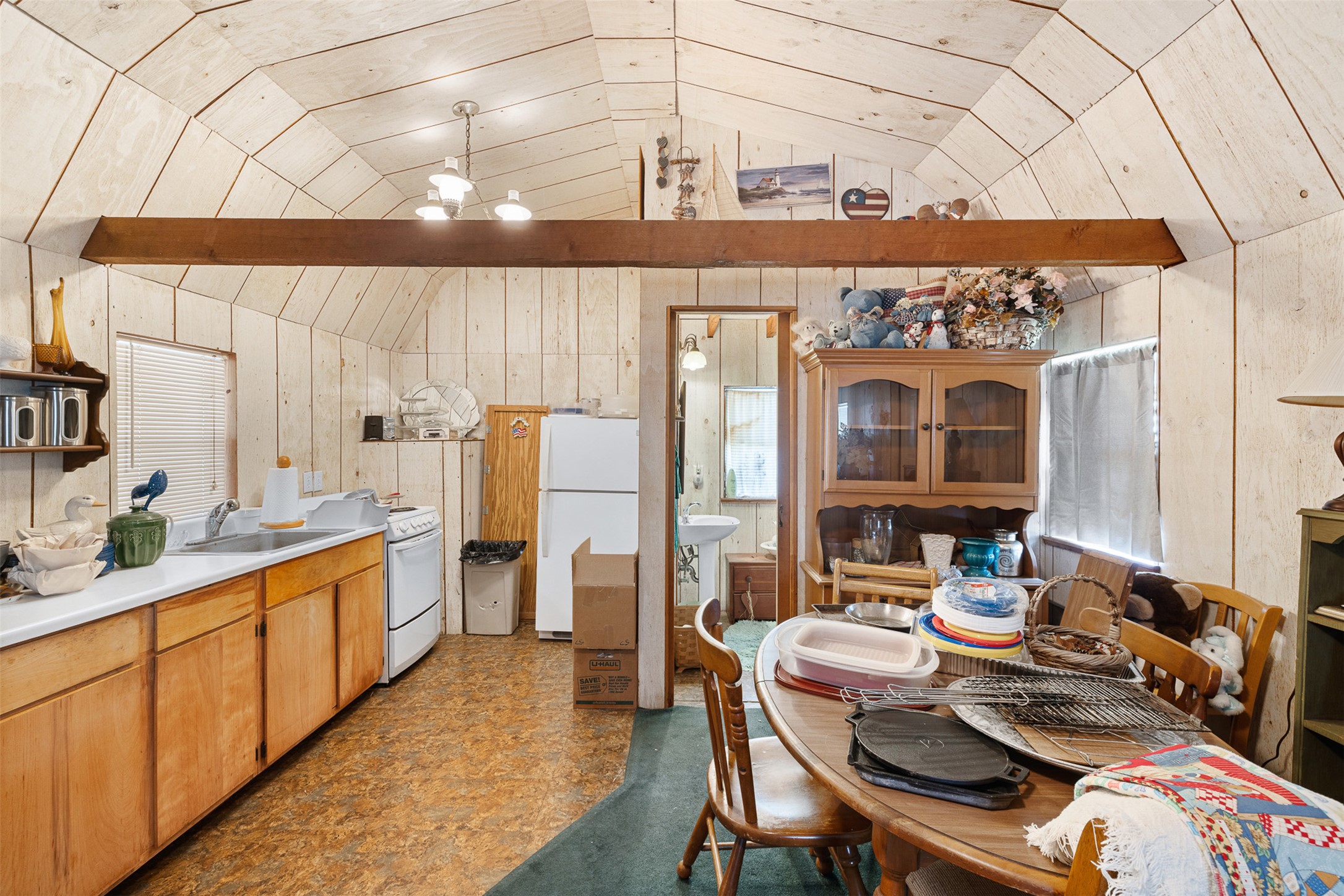 main property photo 36