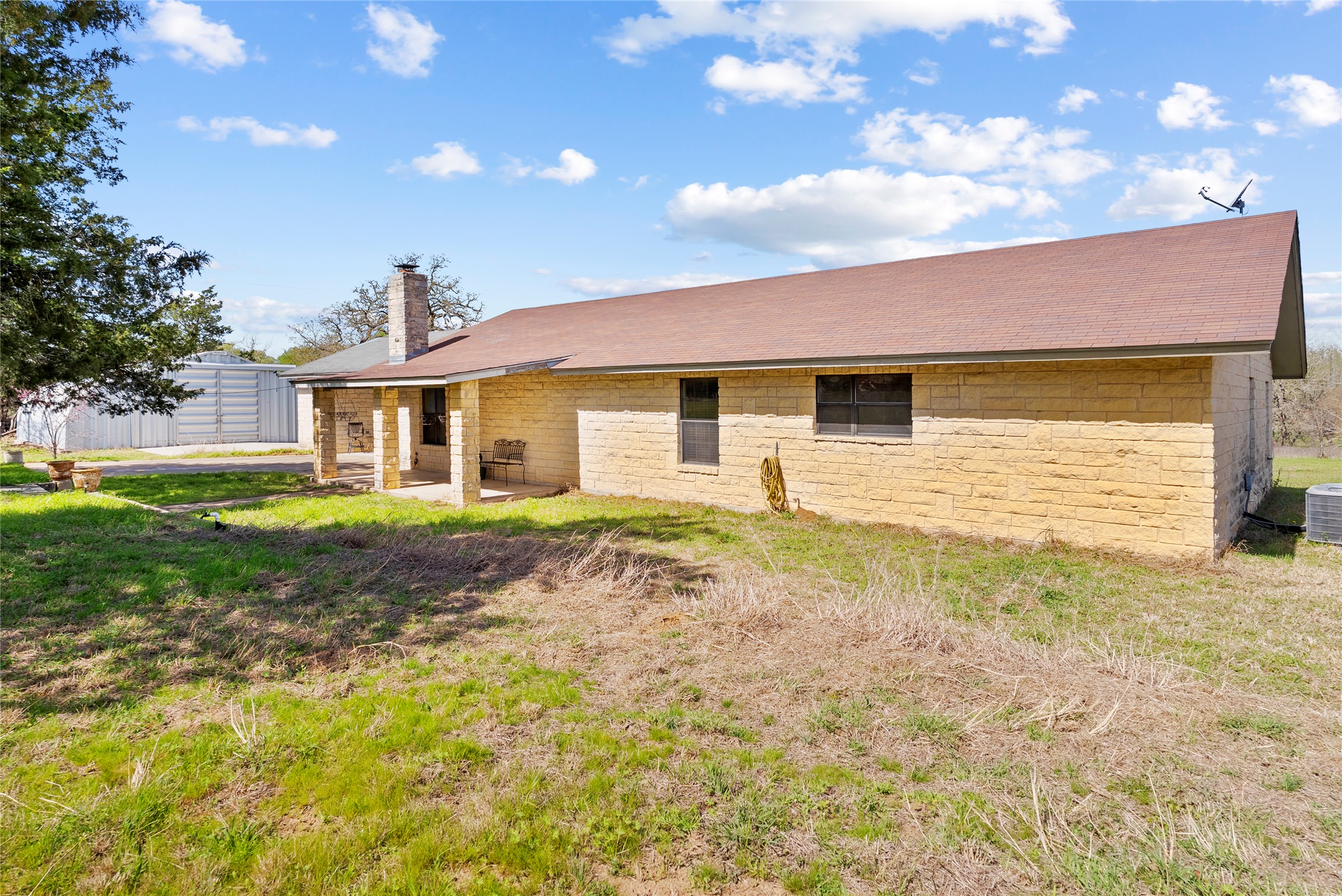main property photo 36