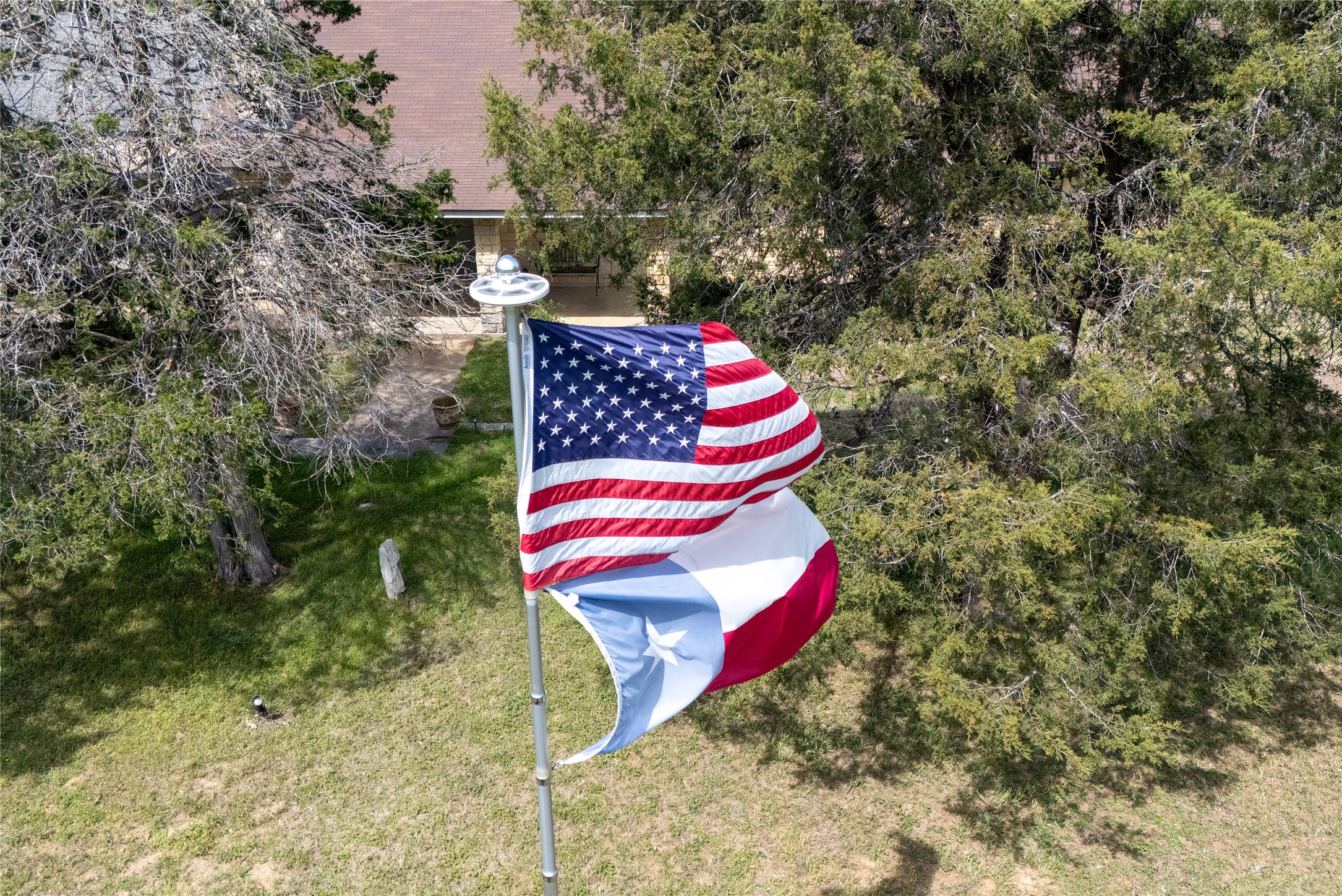 main property photo 39