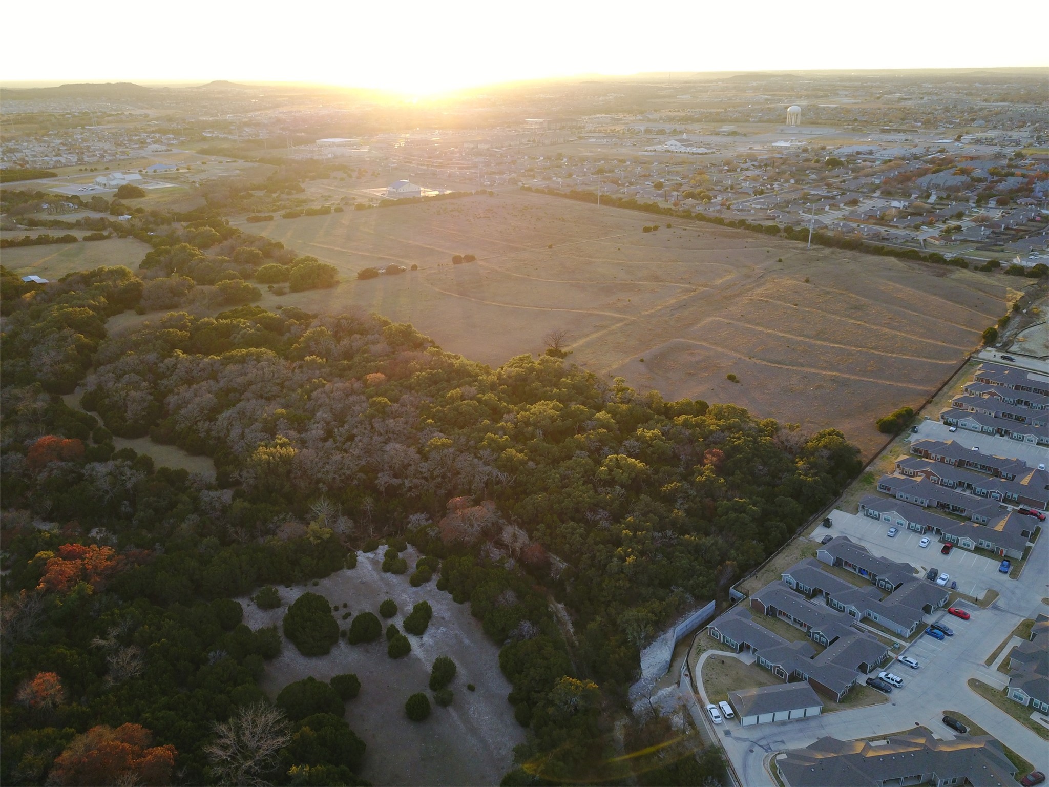 main property photo 9