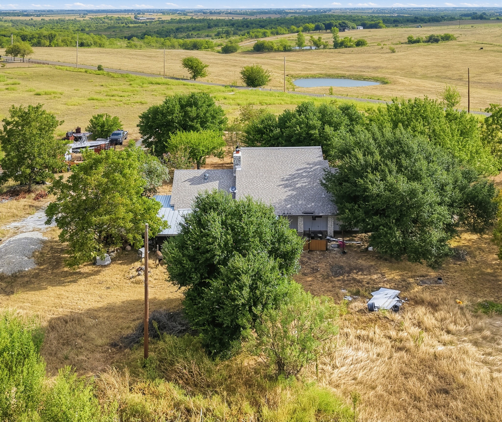 main property photo 18