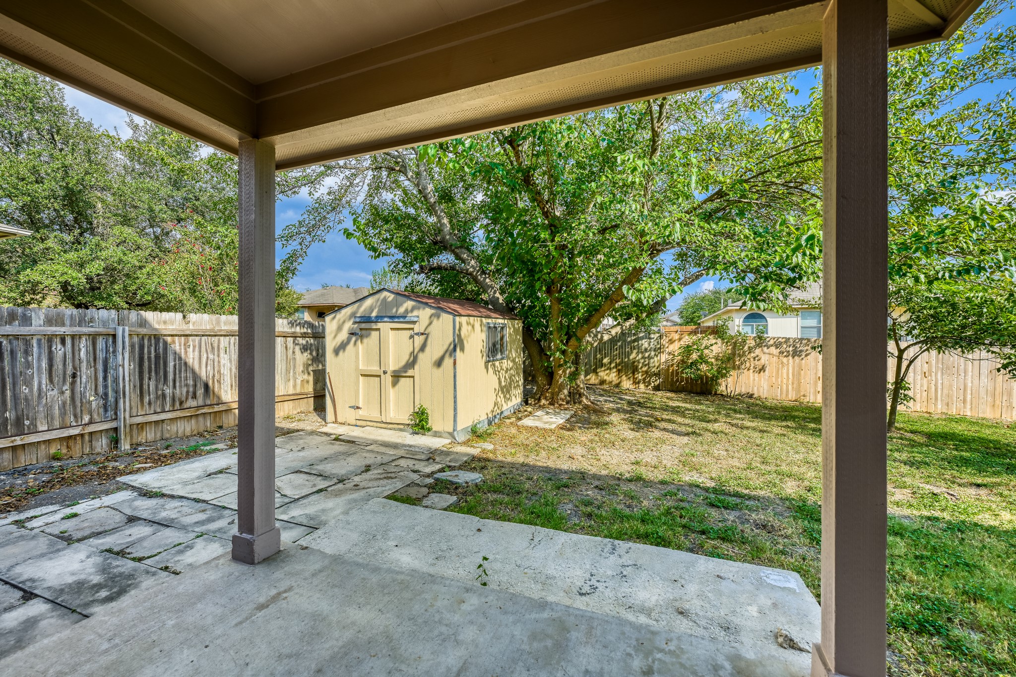 main property photo 15