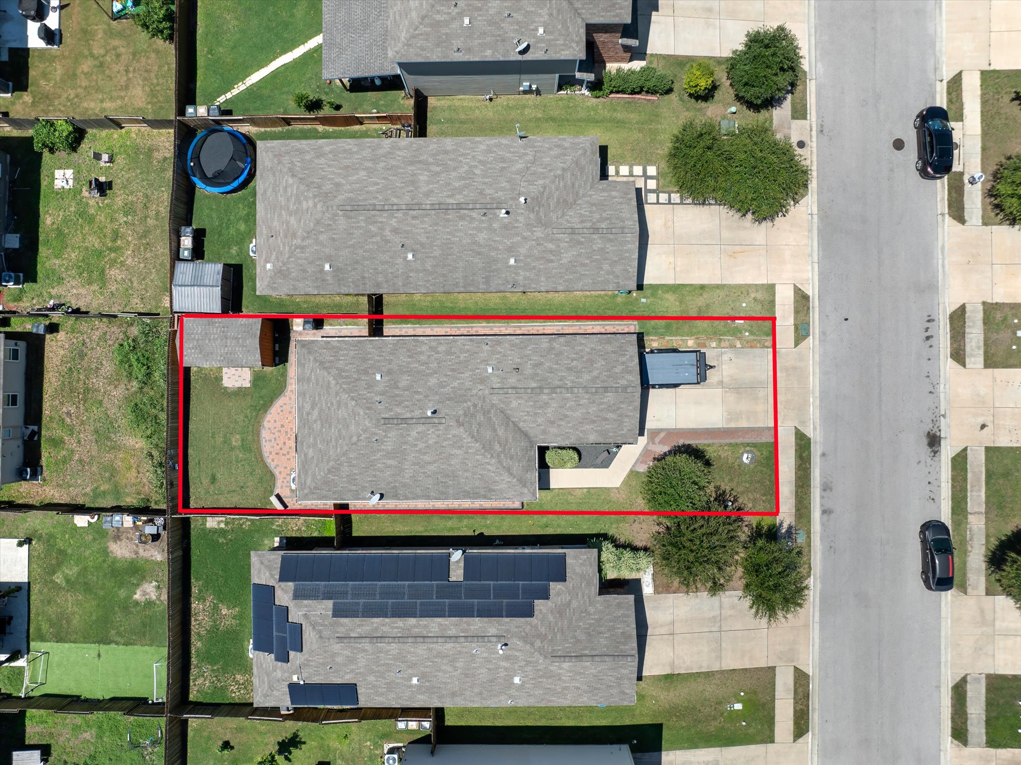 main property photo 34
