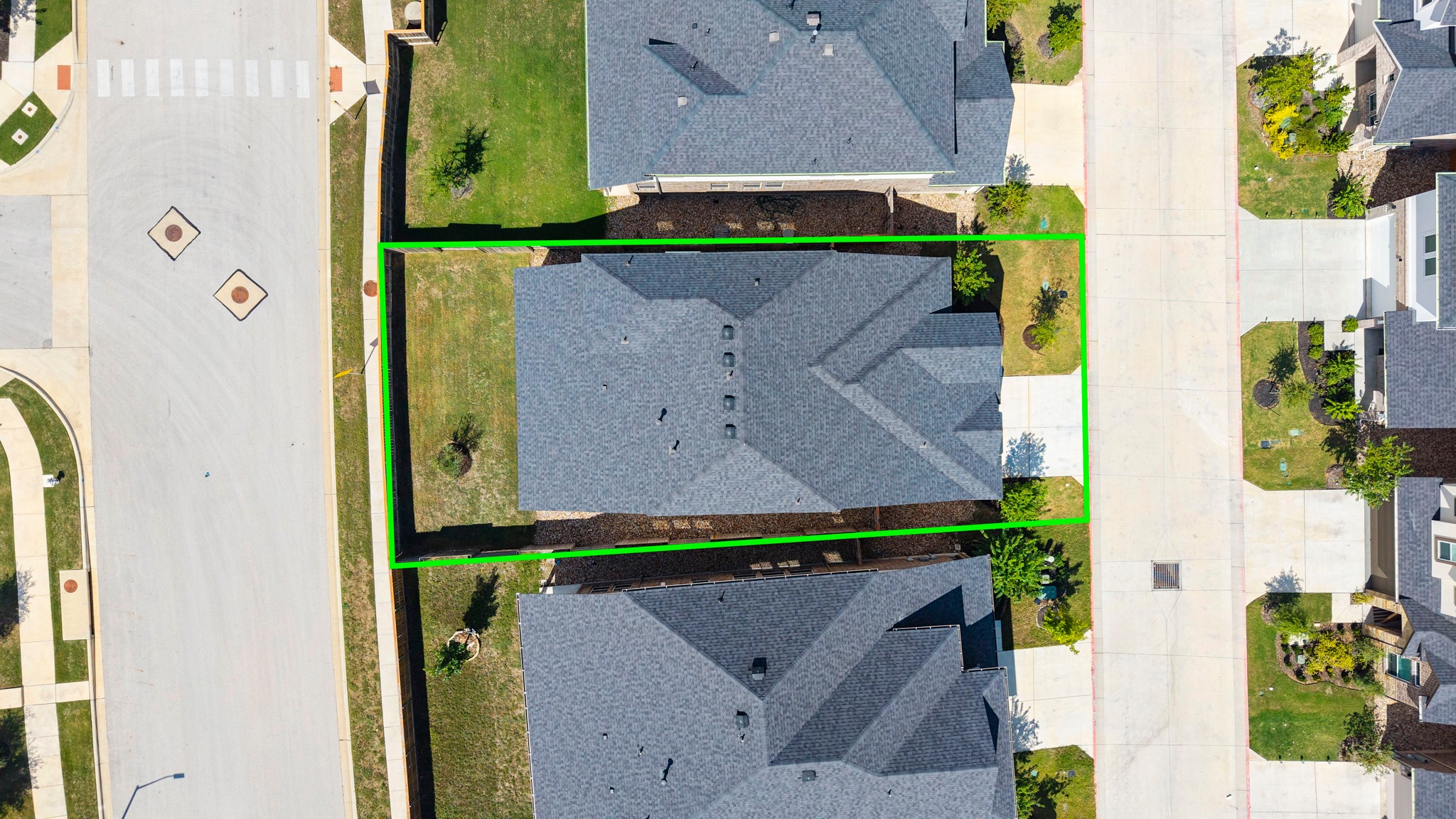 main property photo 32