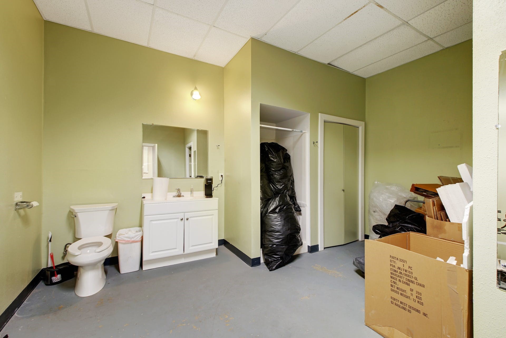 main property photo 18