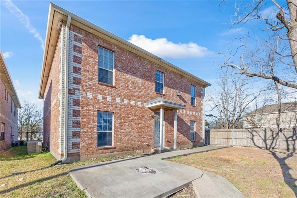 main property photo 15