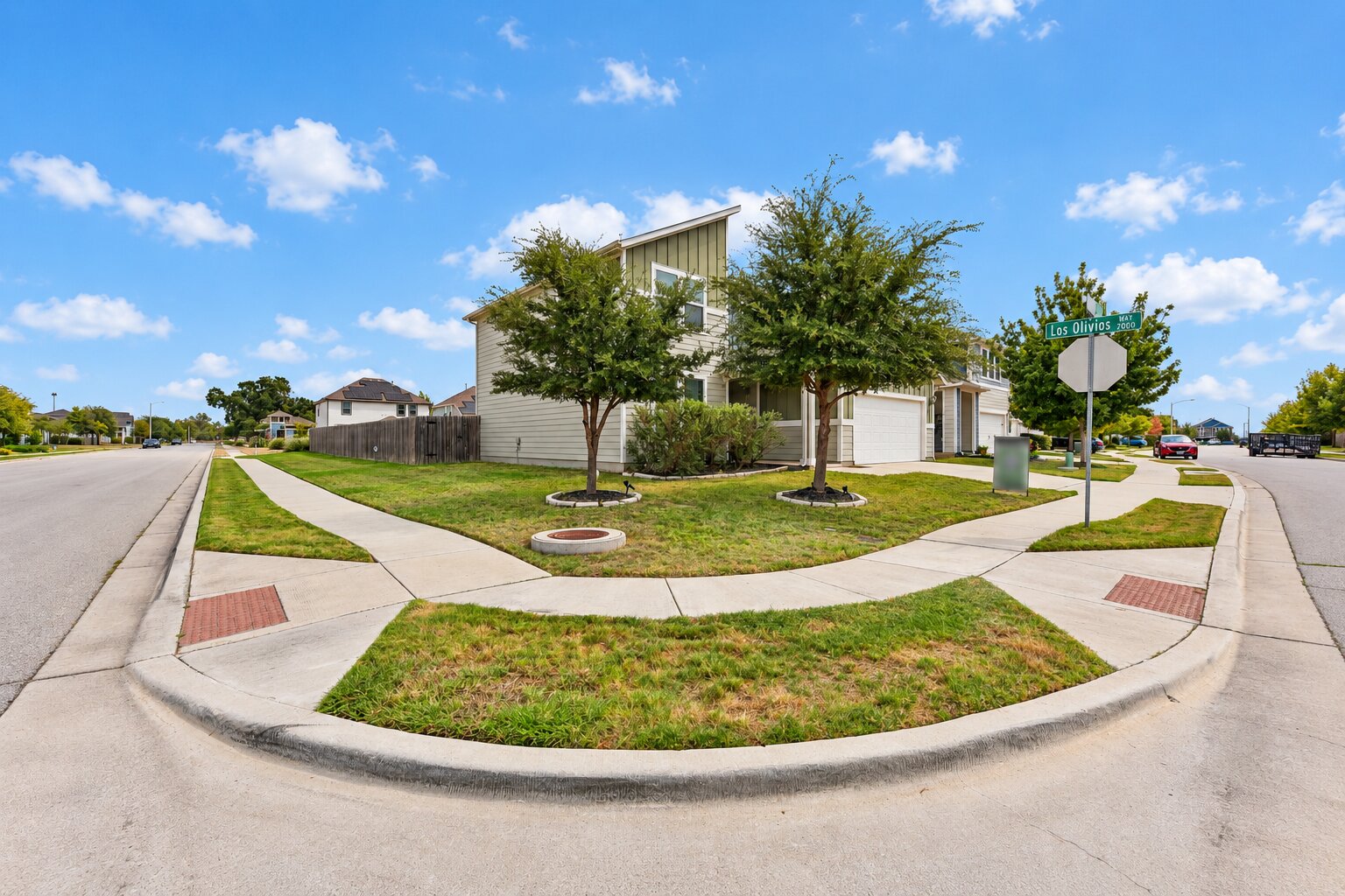 main property photo 14