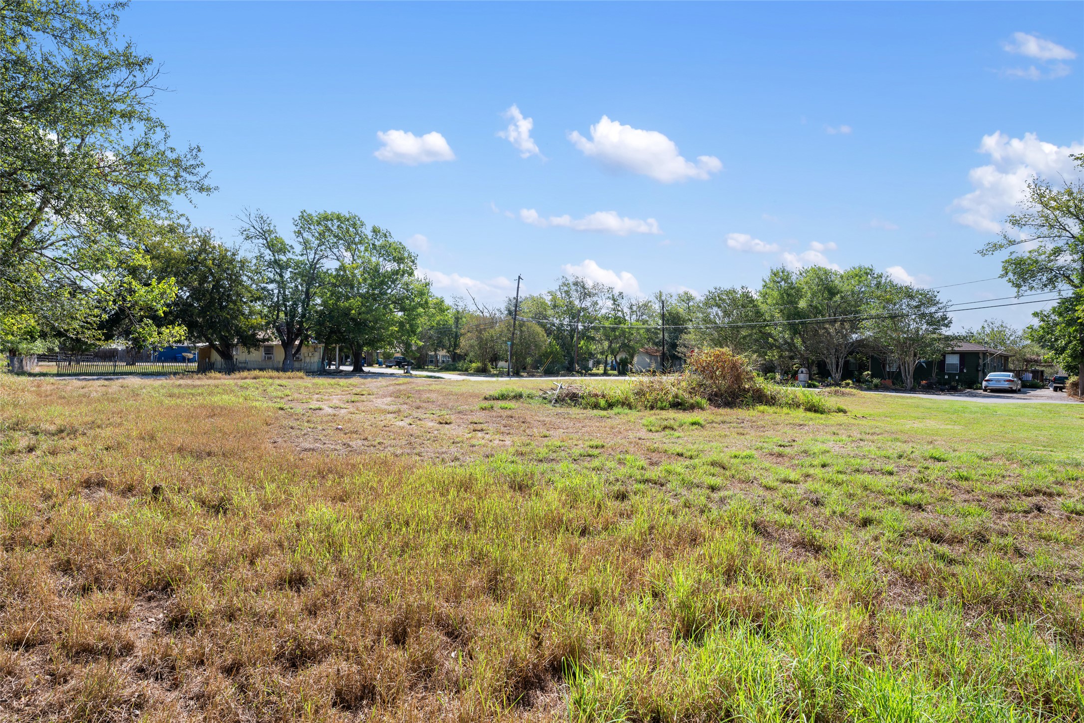 main property photo 23