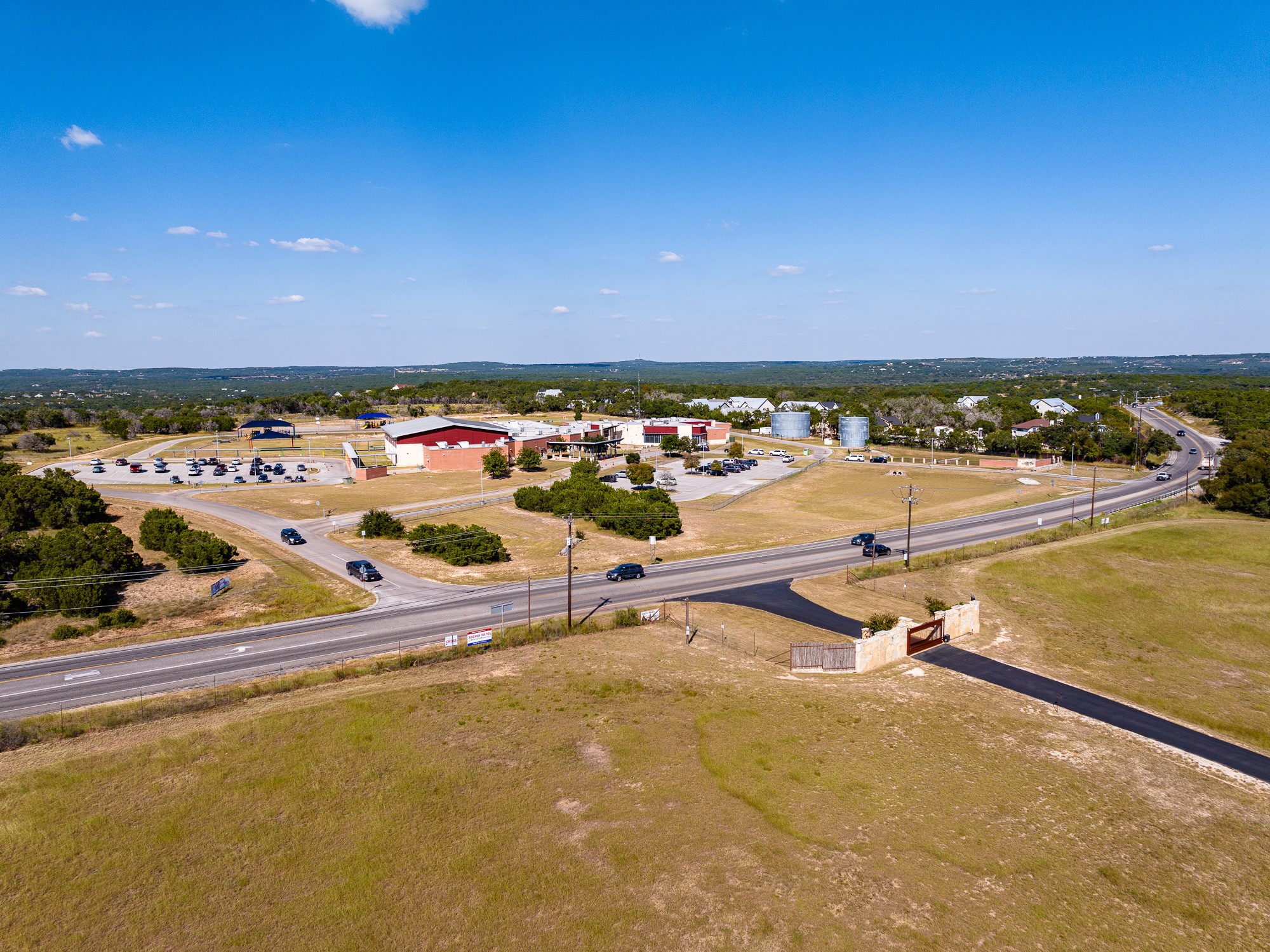 main property photo 13