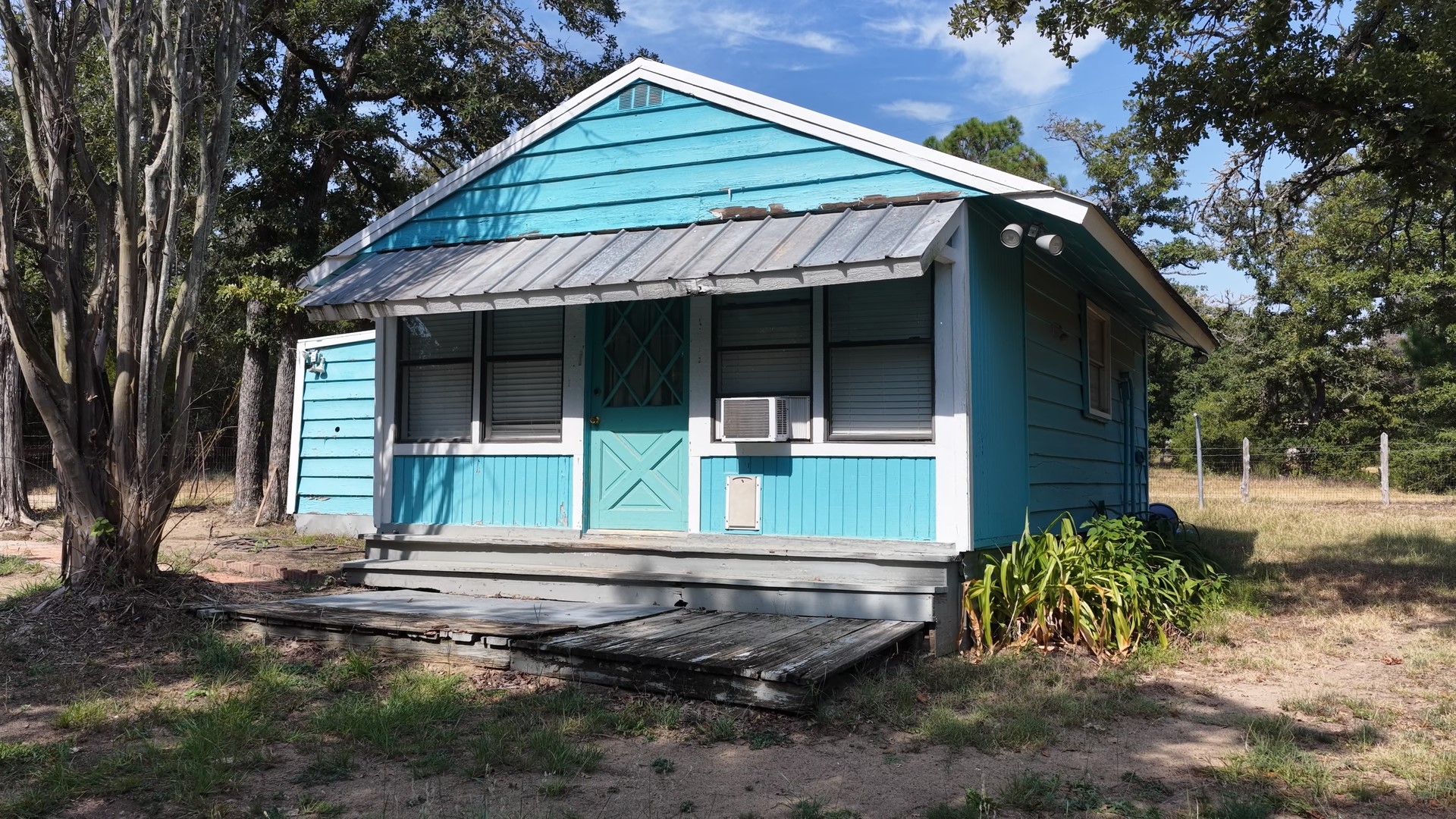 main property photo 26