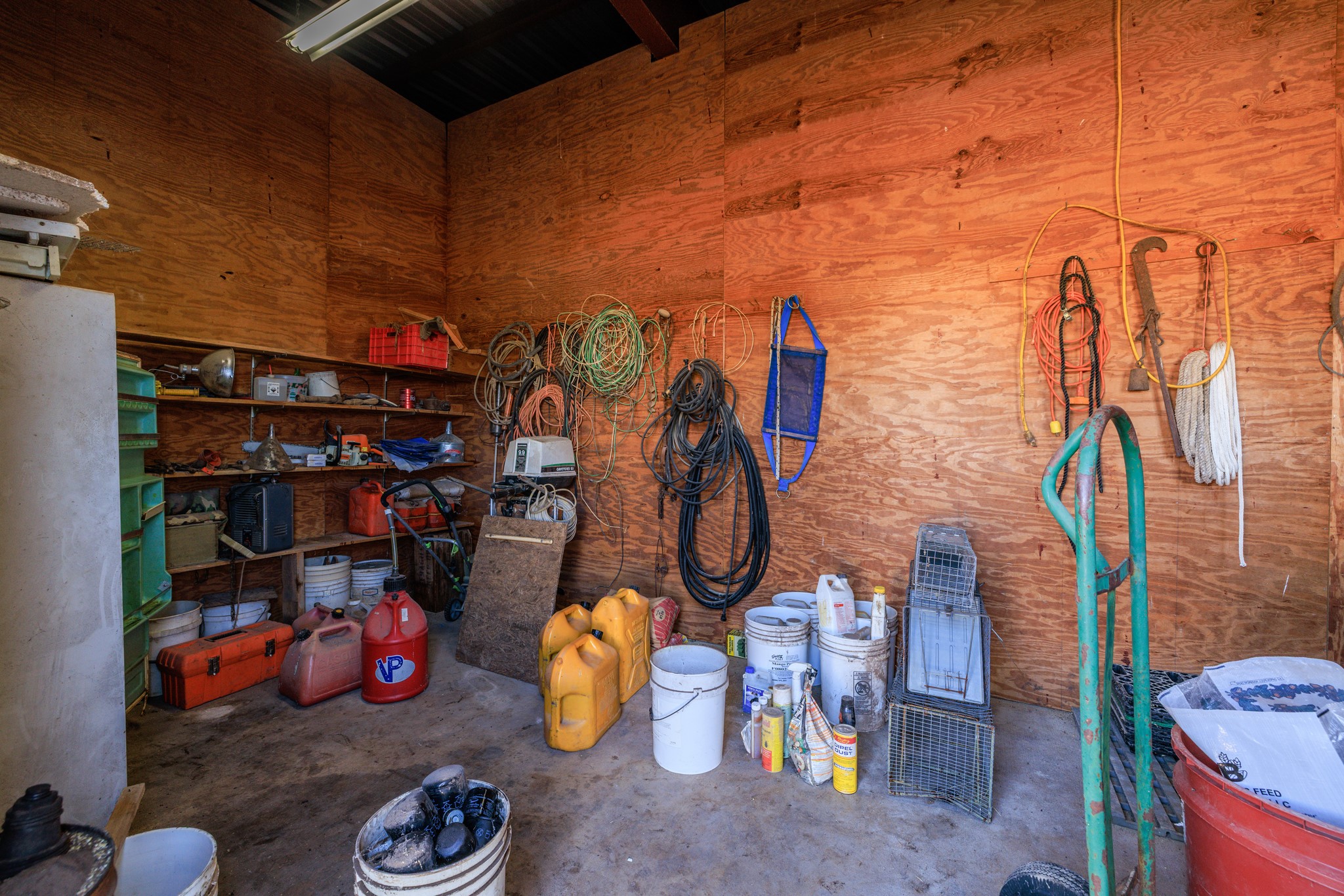 main property photo 25