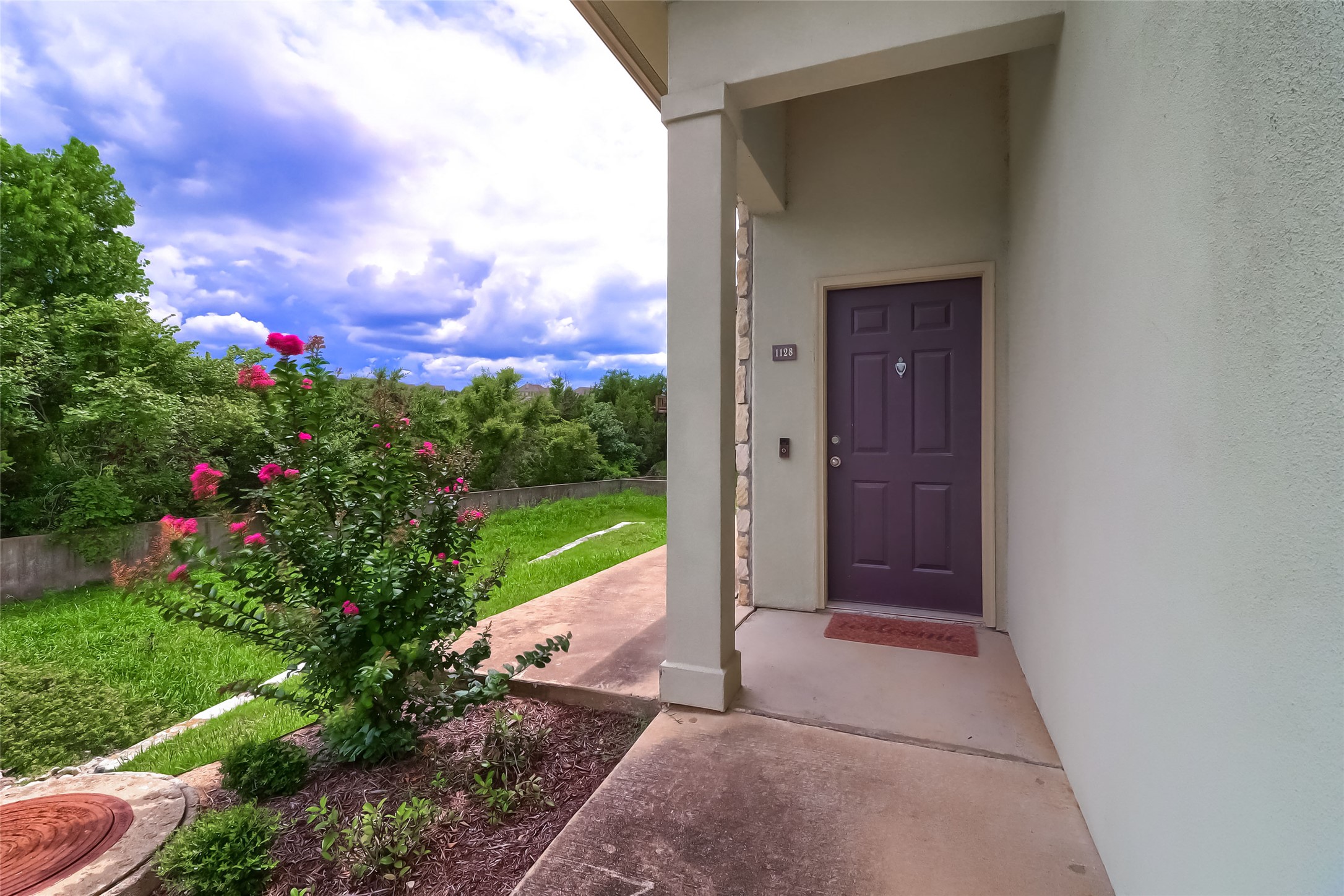 main property photo 27