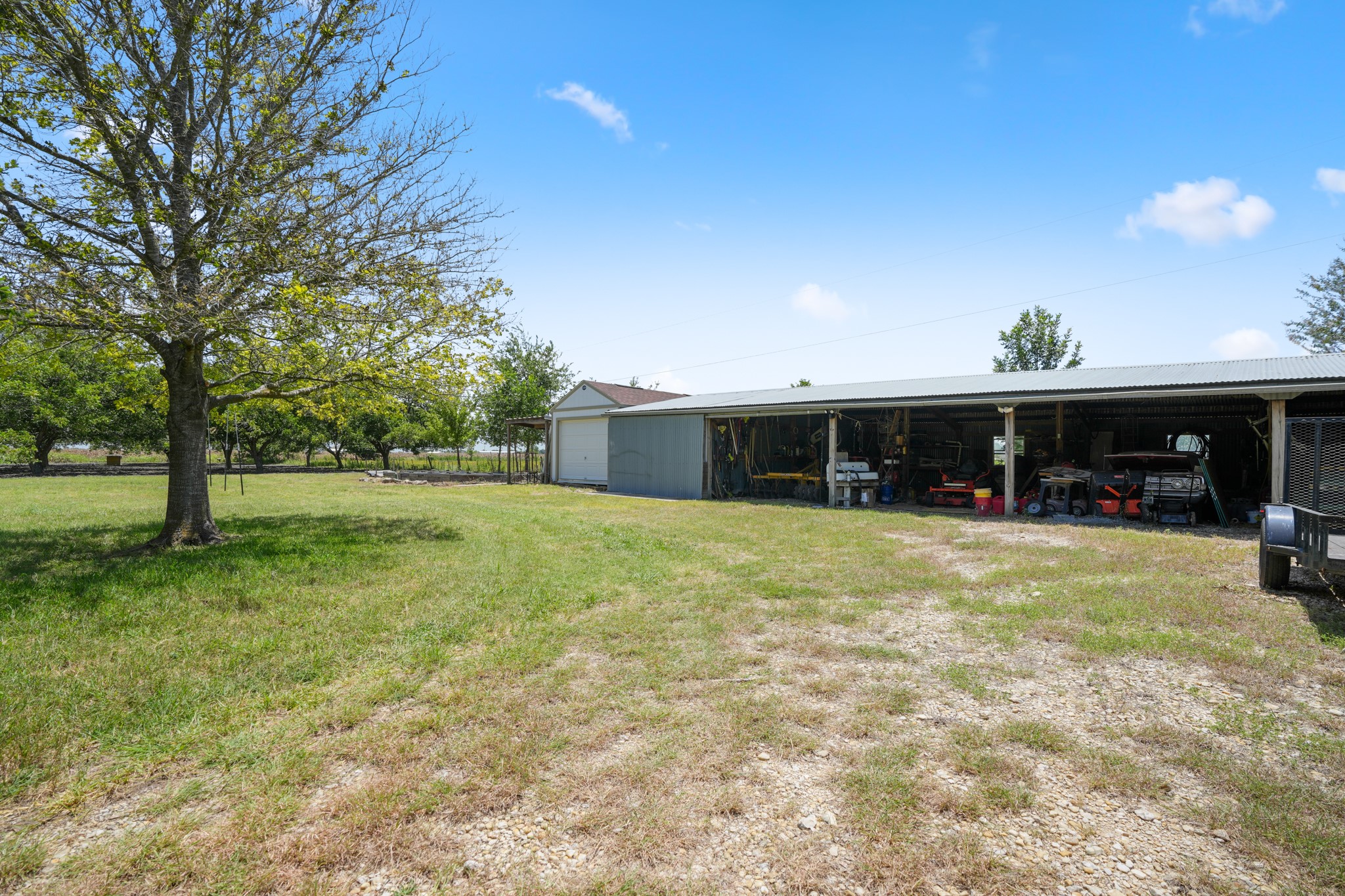 main property photo 38