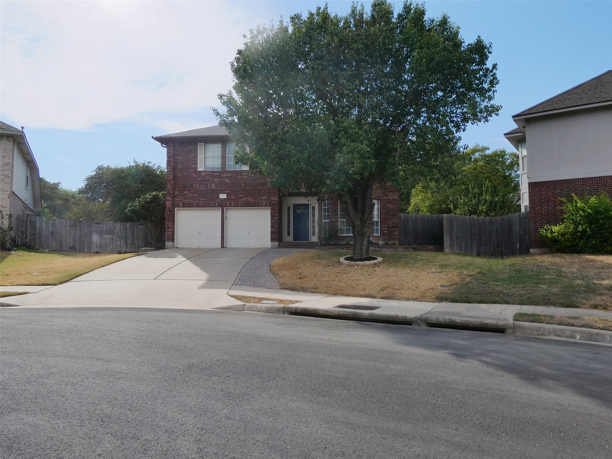 main property photo 23
