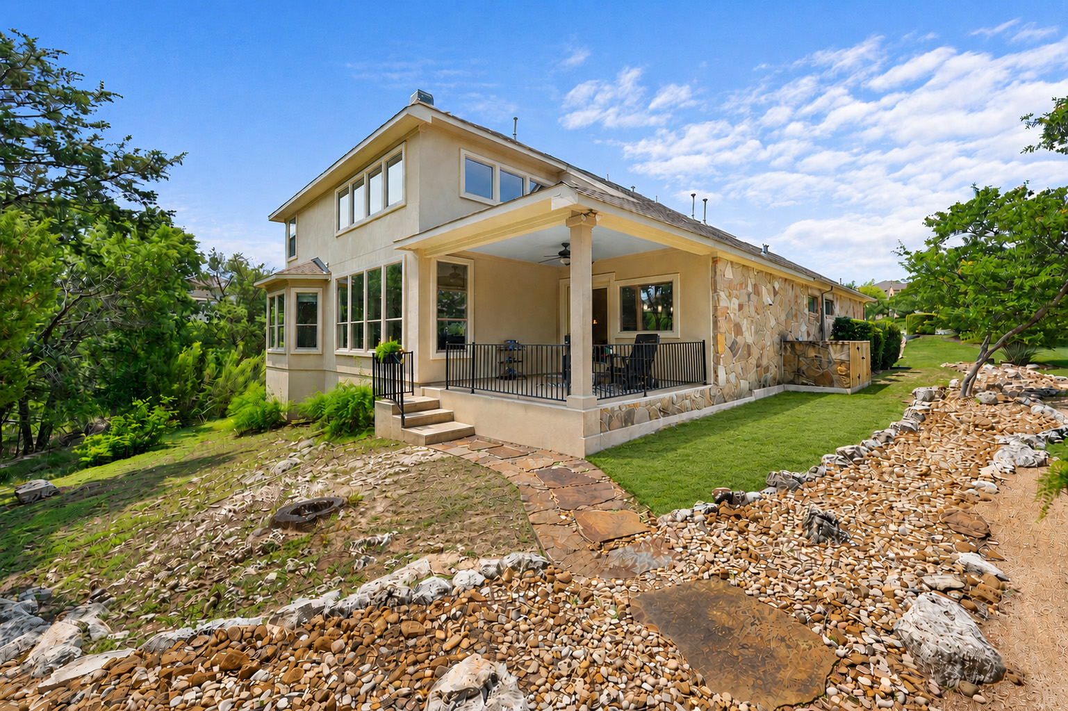 main property photo 27