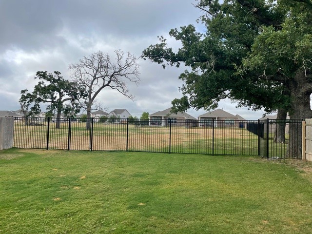 main property photo 19