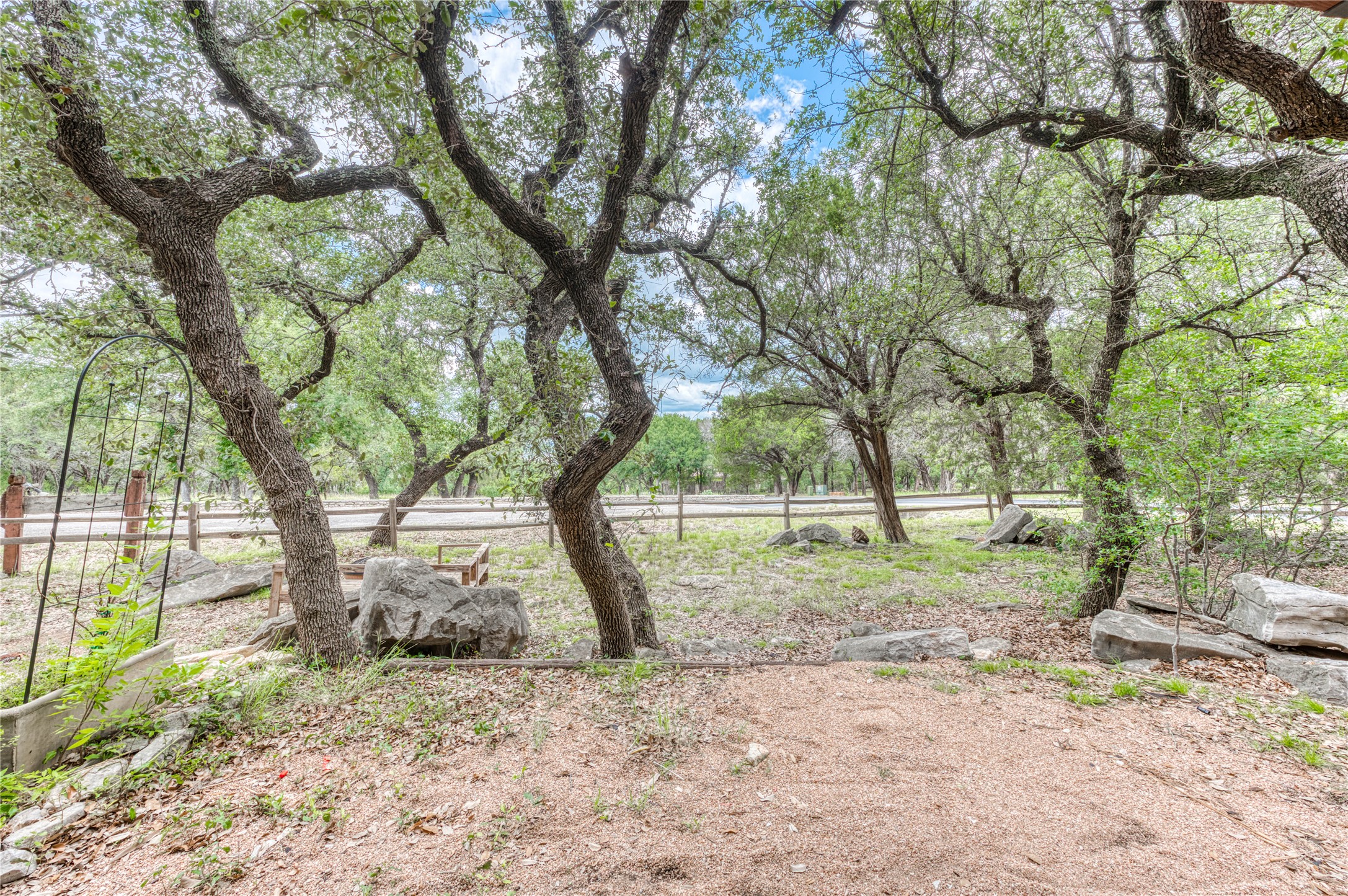 main property photo 21