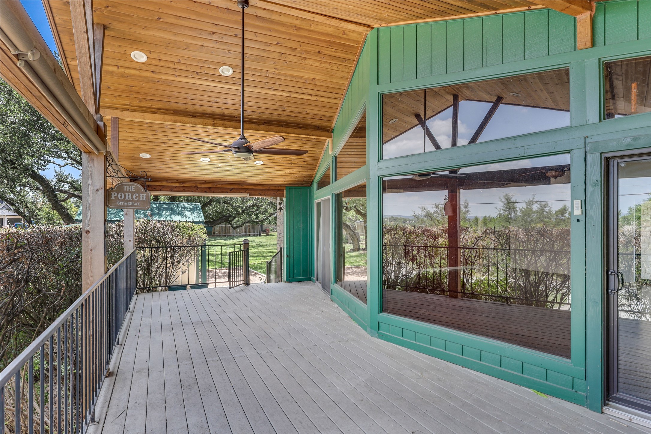 main property photo 22