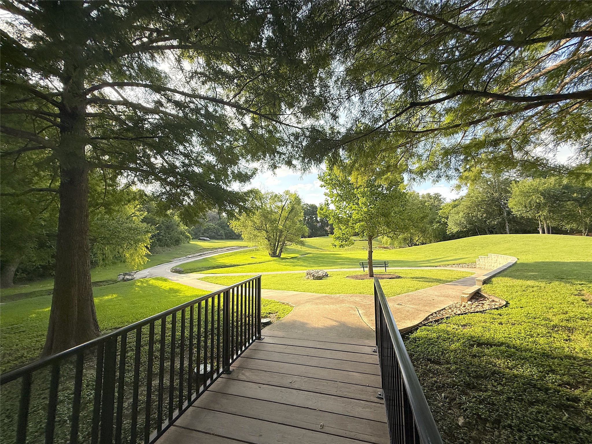 main property photo 37