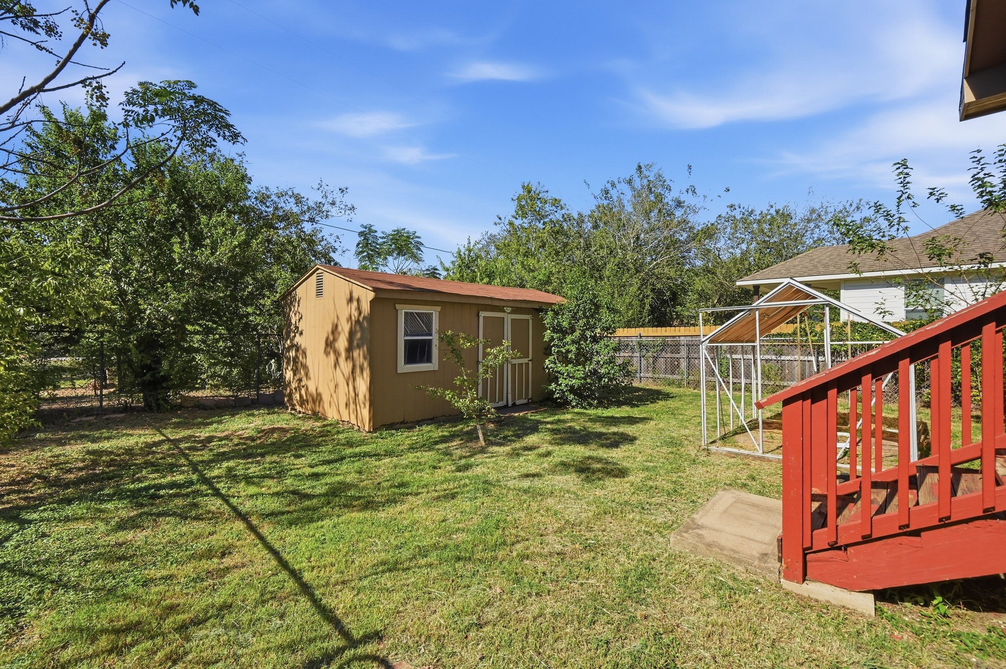 main property photo 19