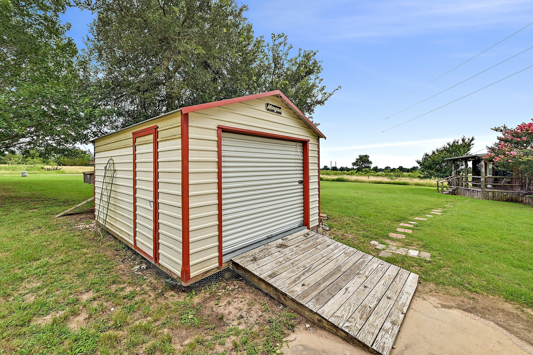 main property photo 34