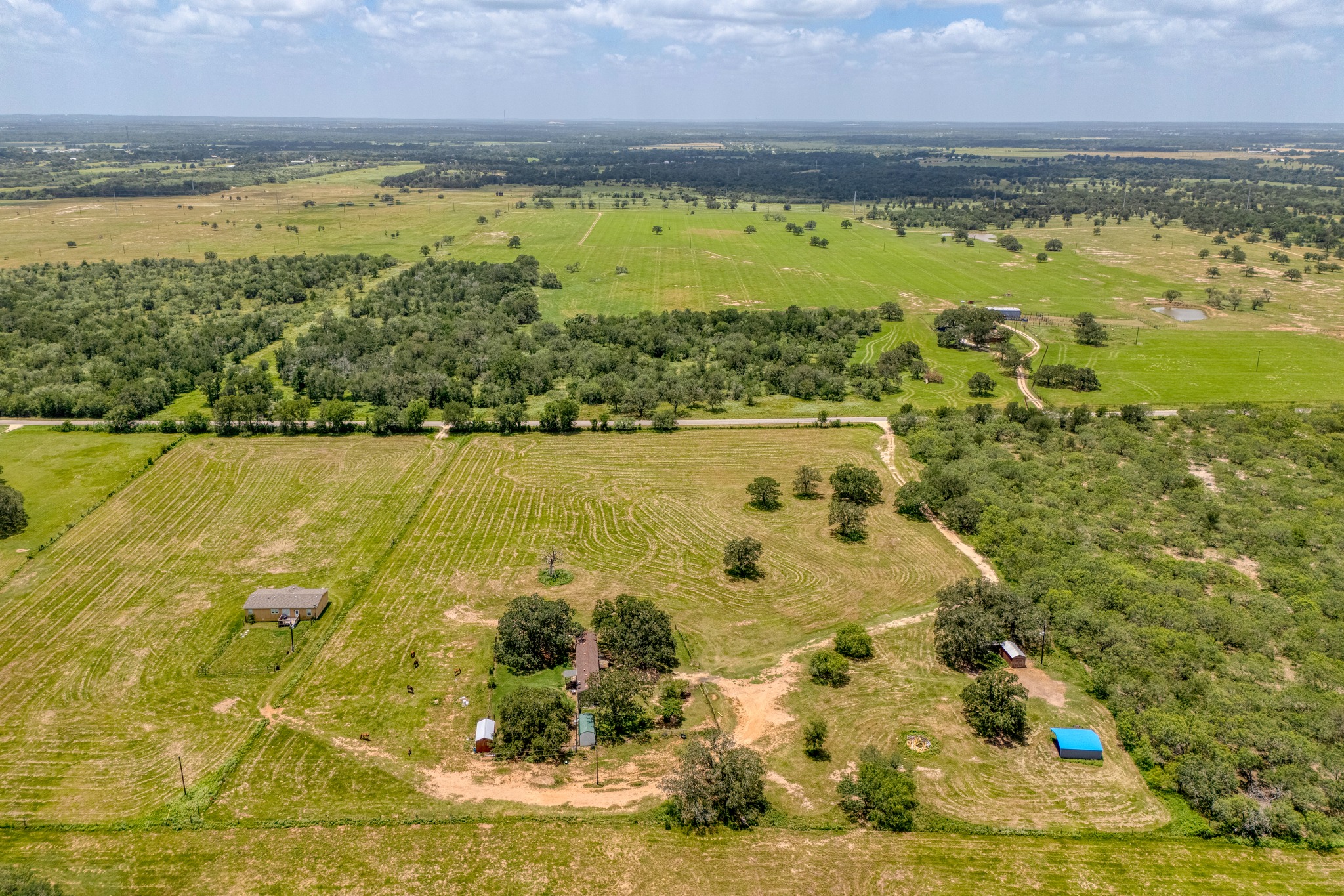 main property photo 10