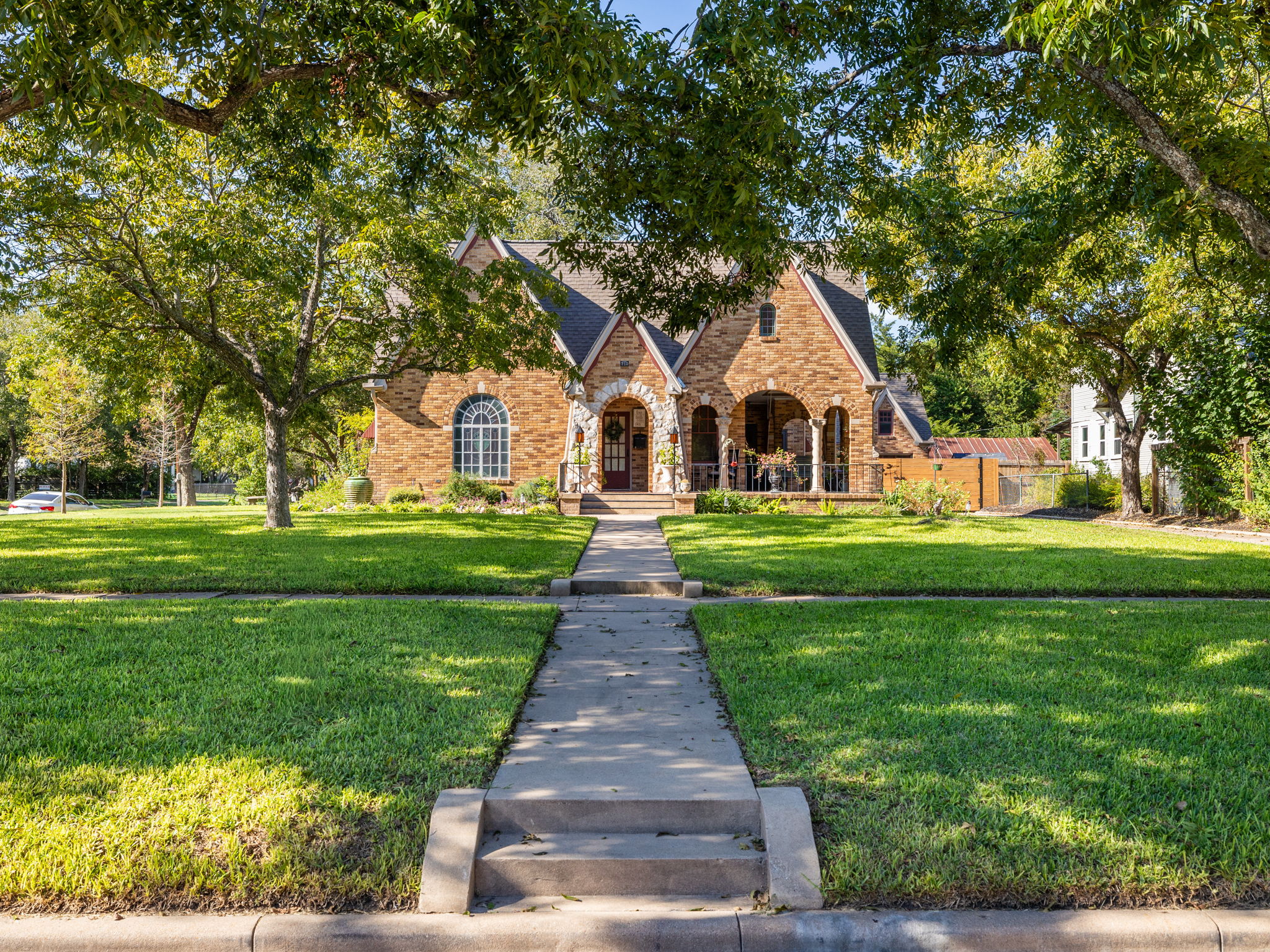 main property photo 36