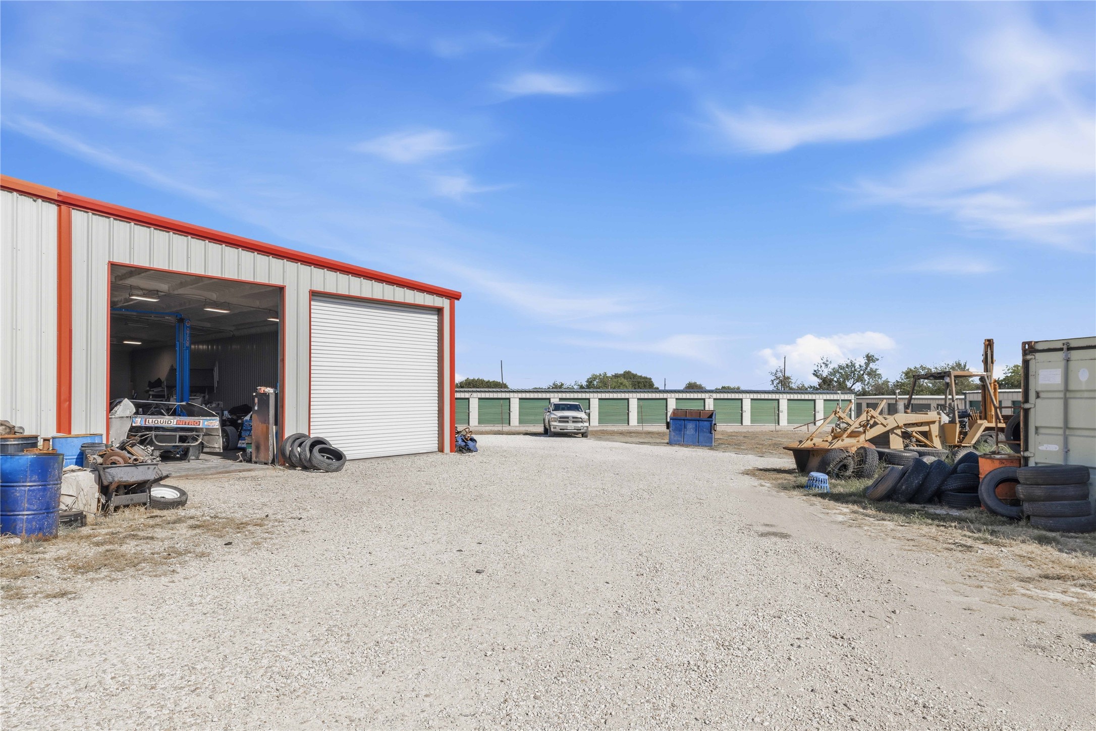 main property photo 14