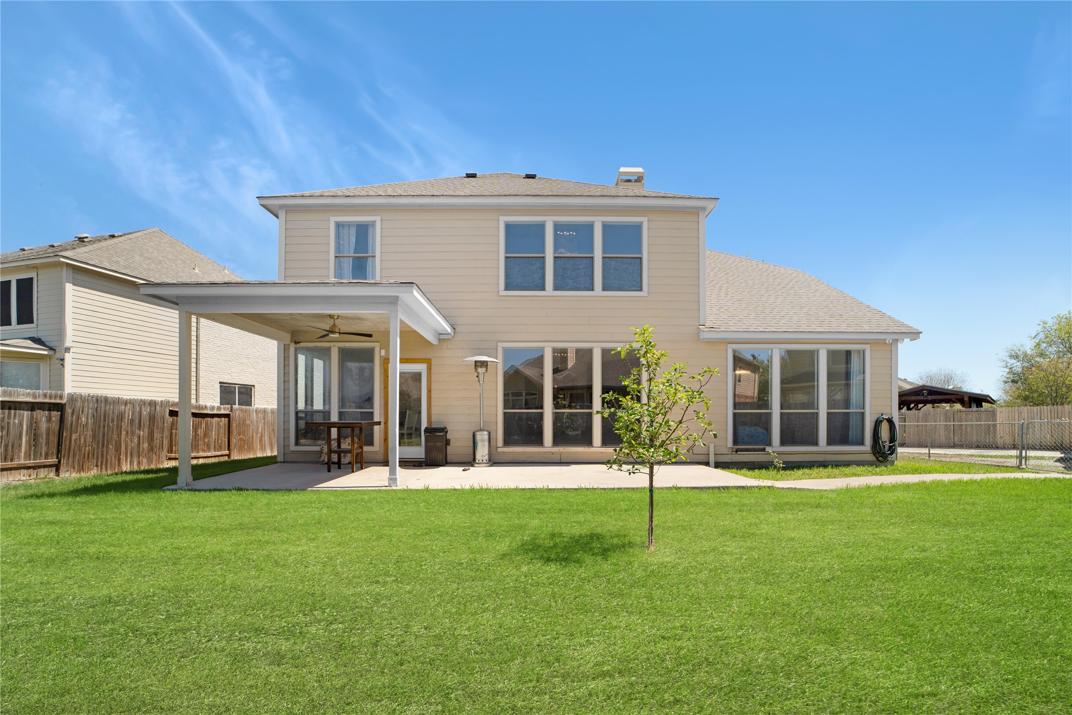 main property photo 7