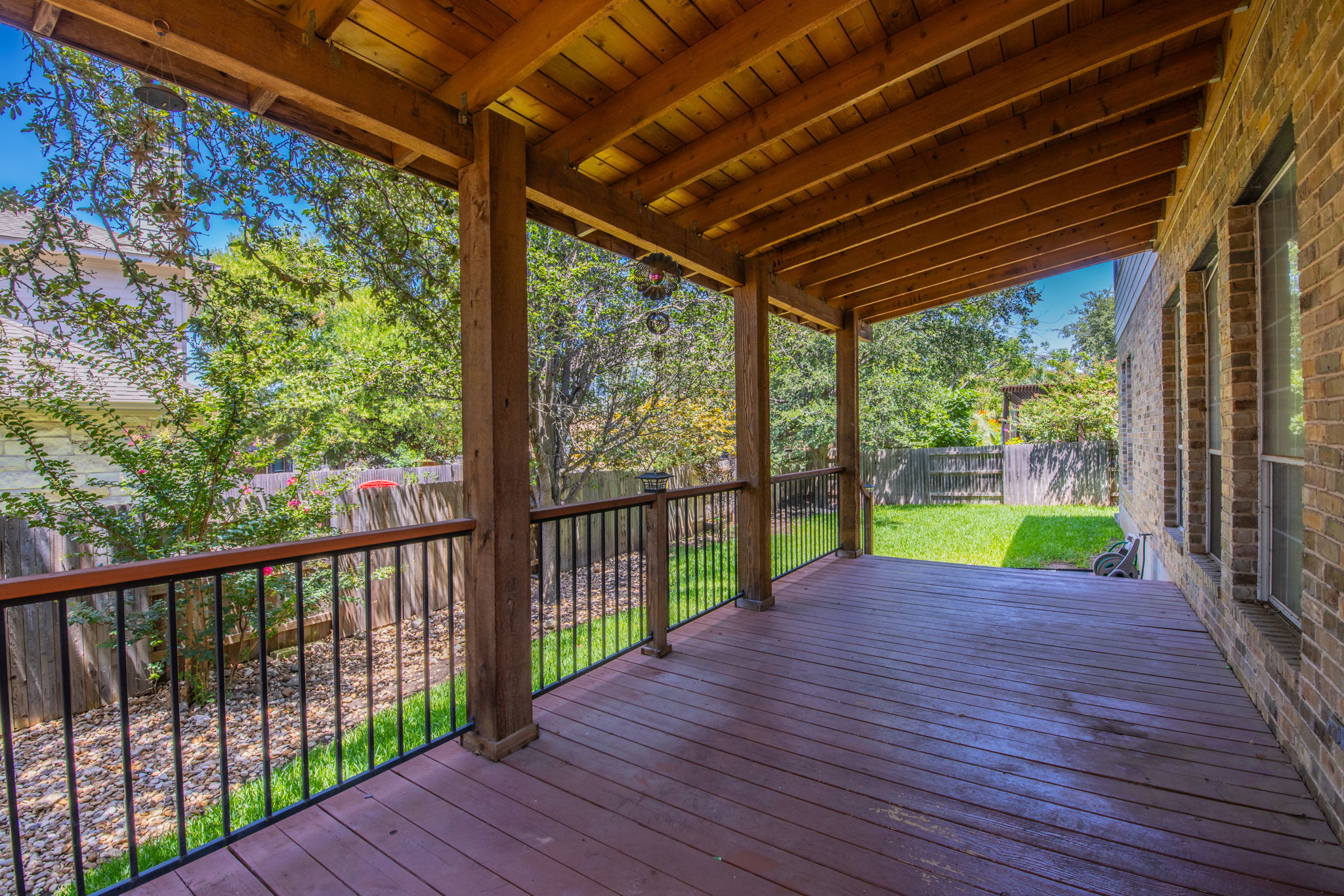 main property photo 30
