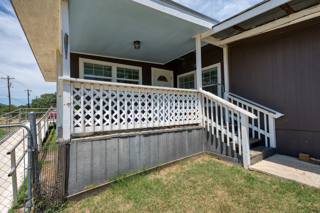 main property photo 14
